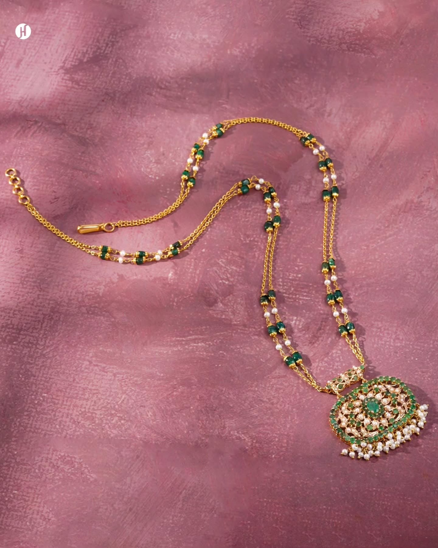 21K Yellow Gold Pakistani Emerald & Pearl Chandelier Necklace Set