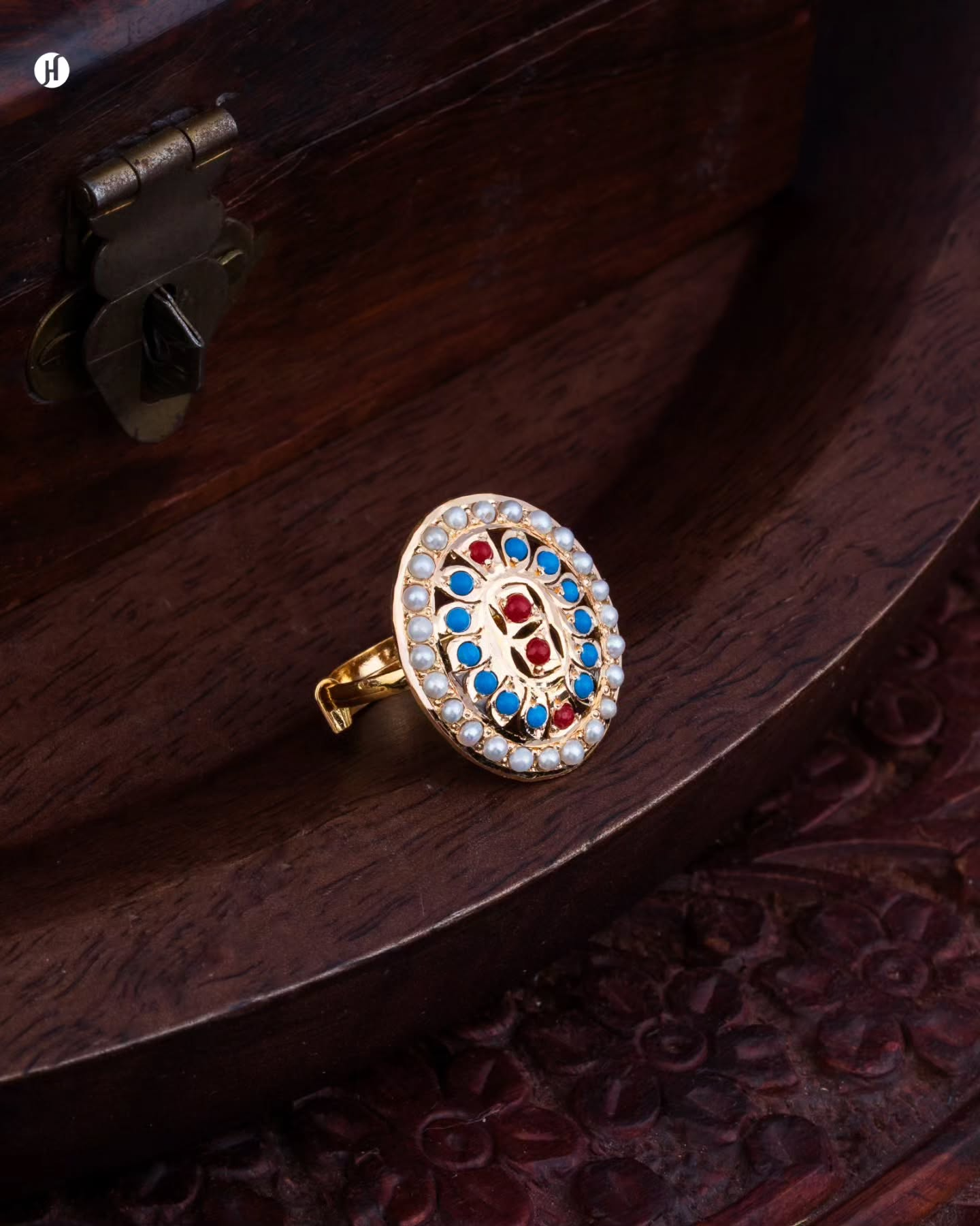 21K Yellow Gold Pakistani Multicolor Circular Motif Pendant Necklace Set