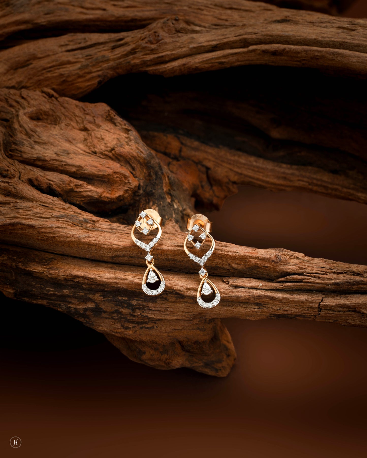 18Karat Italian Rose Gold Floral Diamond Necklace Set