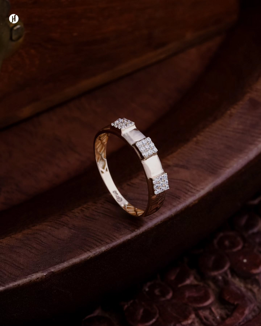 18K Rose Gold White Enamel Zircon Square Ring | خاتم مربع من الذهب الوردي عيار 18 قيراطًا والمينا البيضاء والزركون