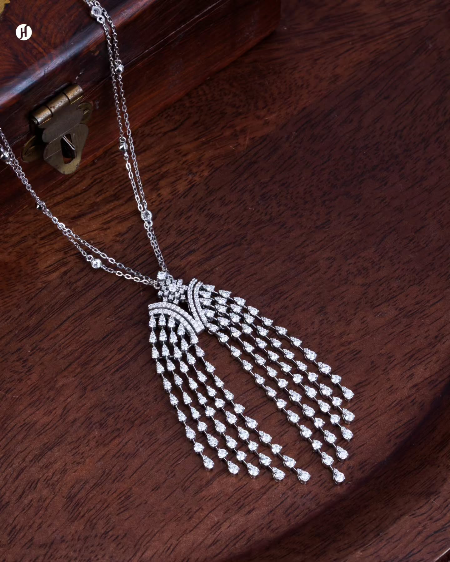 18K White Gold Italian Zircon Tassel Drop Pendant Necklace 
