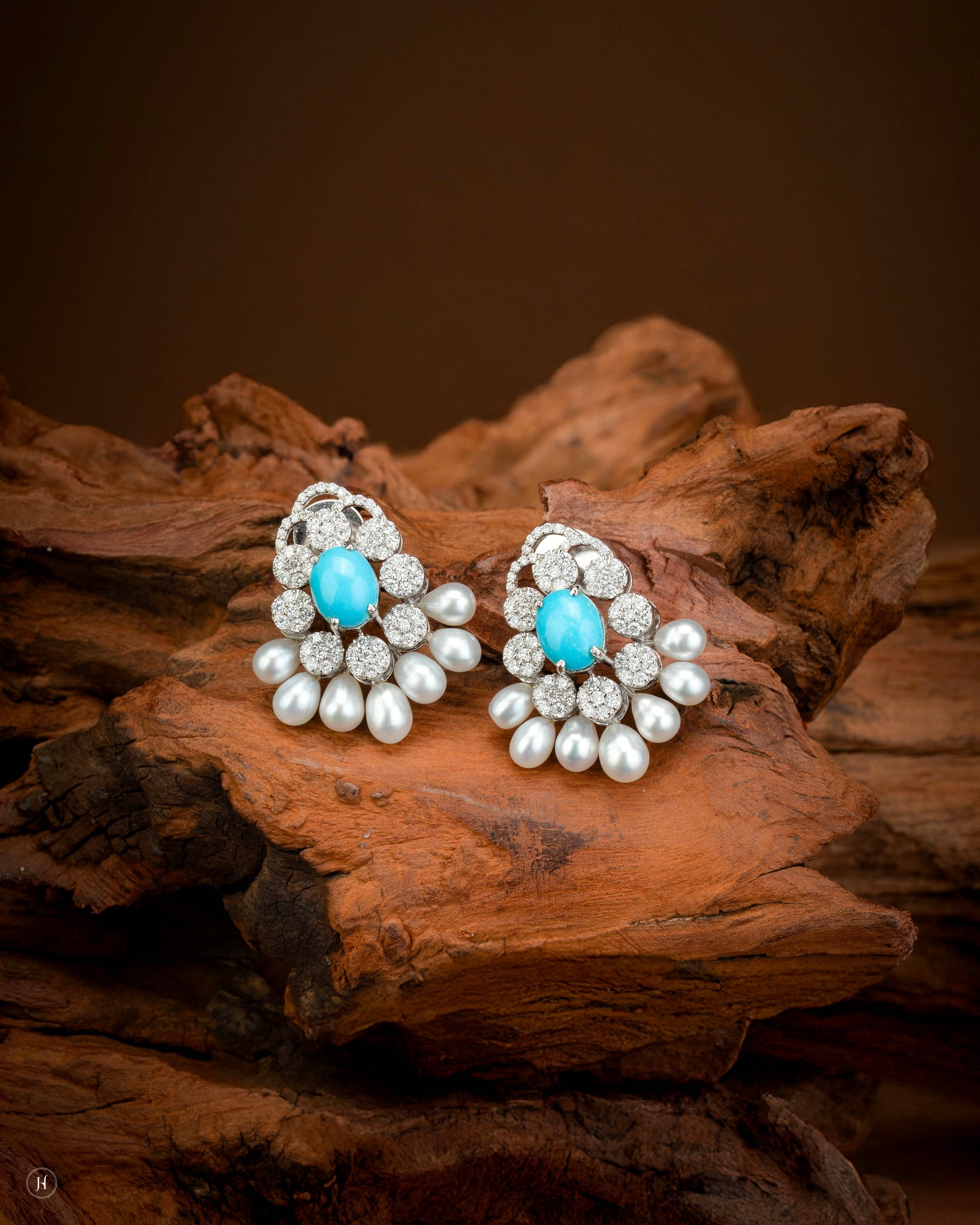 18K White Gold Pear Shaped Diamond Earrings With Feroza and Pearls