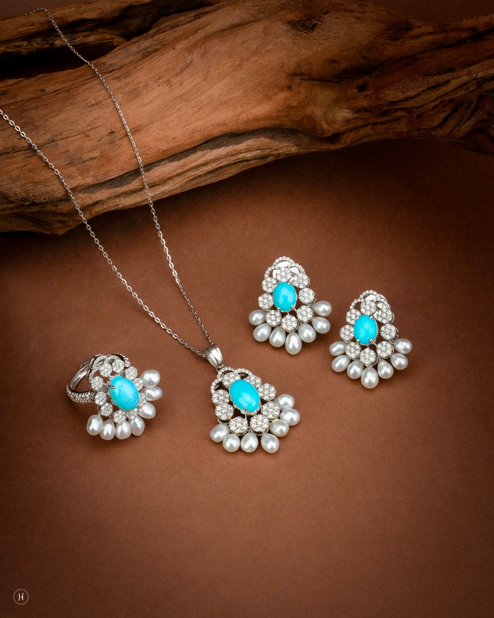 18Karat White Gold Pear Shaped Diamond Necklace Set With Feroza and Pearls | Party wear Jewellery