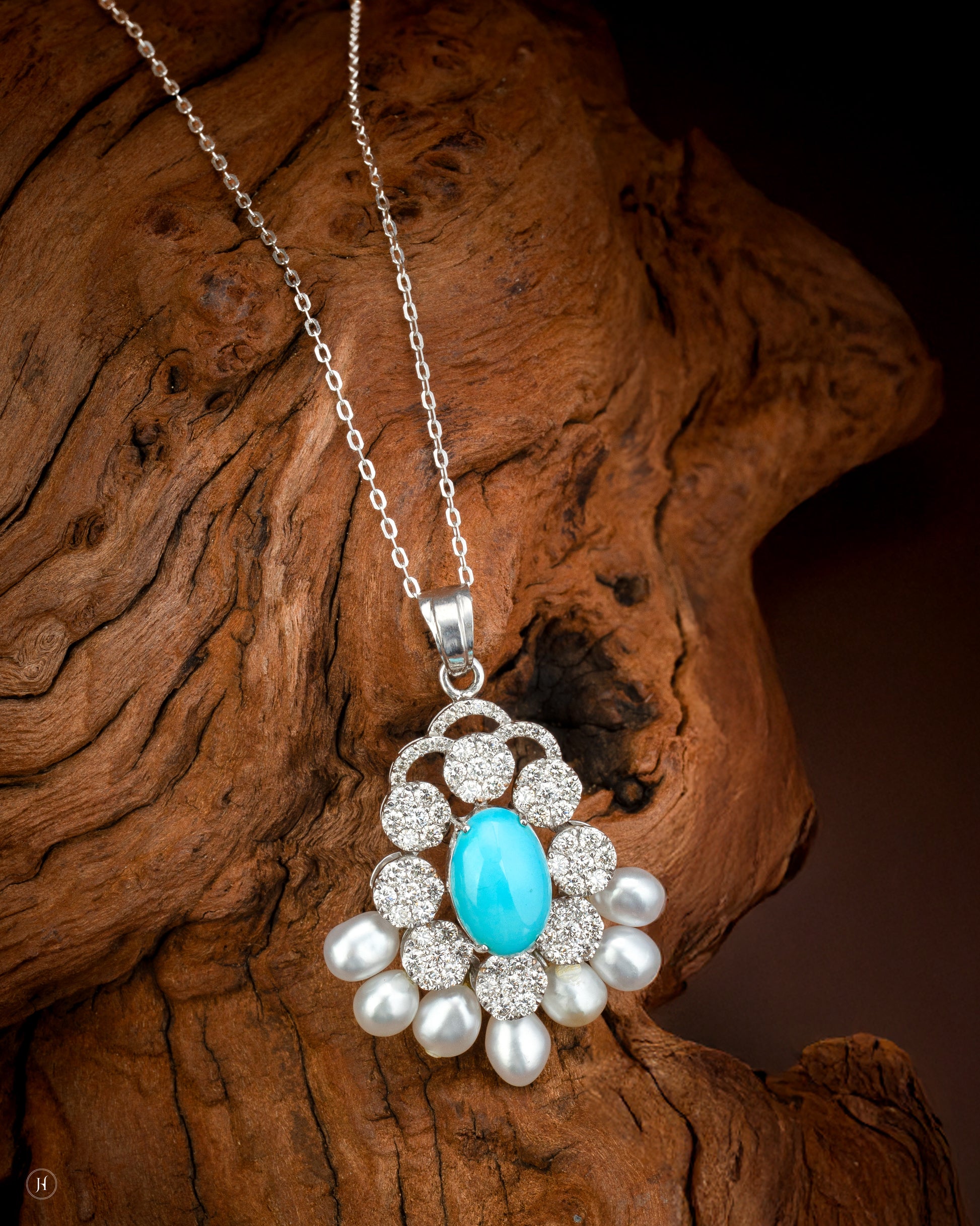 18K White Gold Pear Shaped Diamond Necklace With Feroza and Pearls