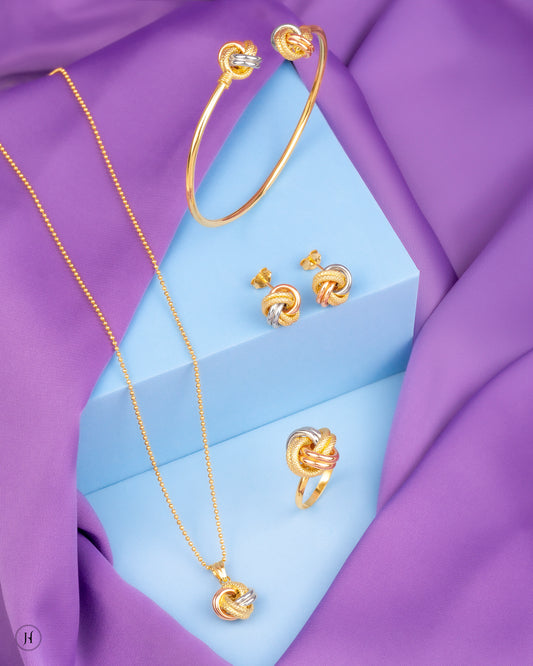 18K Yellow Gold Italian Knot Necklace Set in Dubai