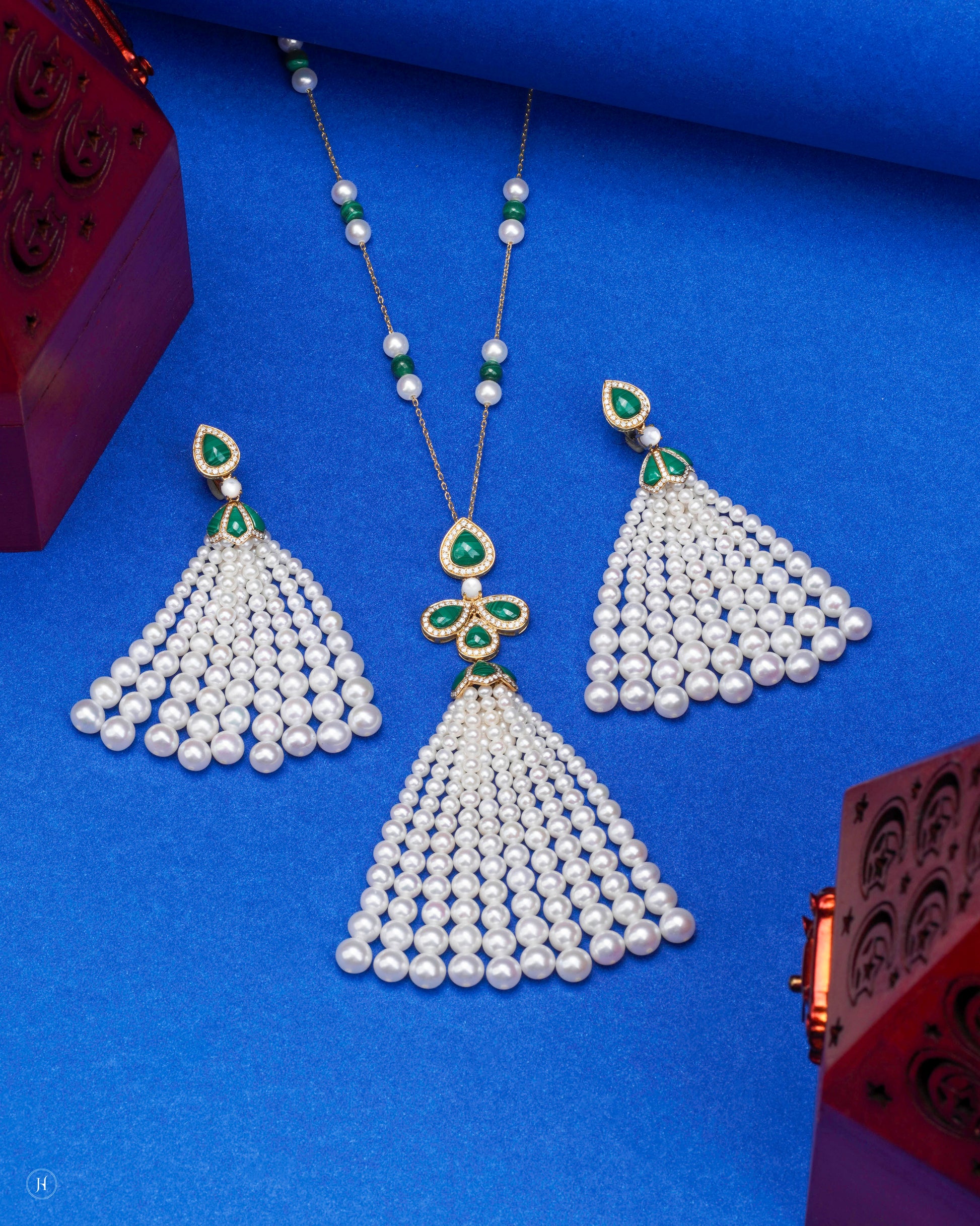 18K Yellow Gold Waterfall Pearl-Malachite Diamond Necklace Set | Freshwater Pearl Jewellery set in Sharjah and Dubai, UAE - J.H Jewellers