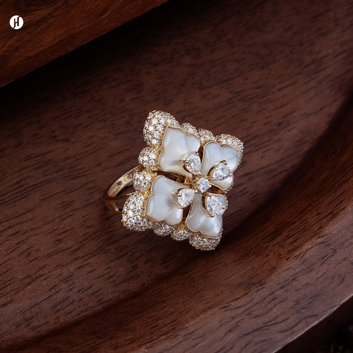 18K rose gold Italian mother-of-pearl floral ring with white stones, traditional Khaleeji gold jewellery for Emirati ladies