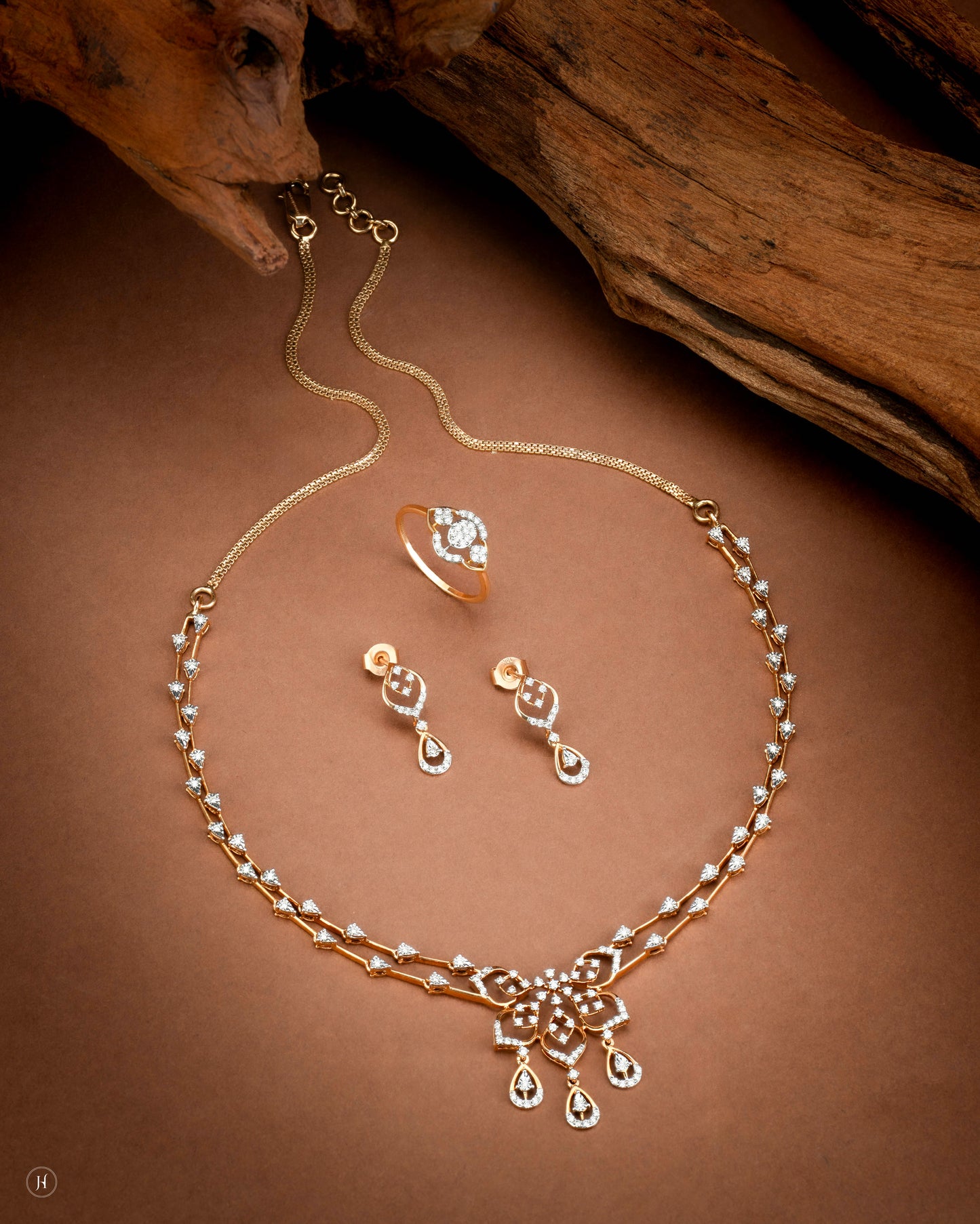 18Karat Italian Rose Gold Floral Diamond Necklace Set