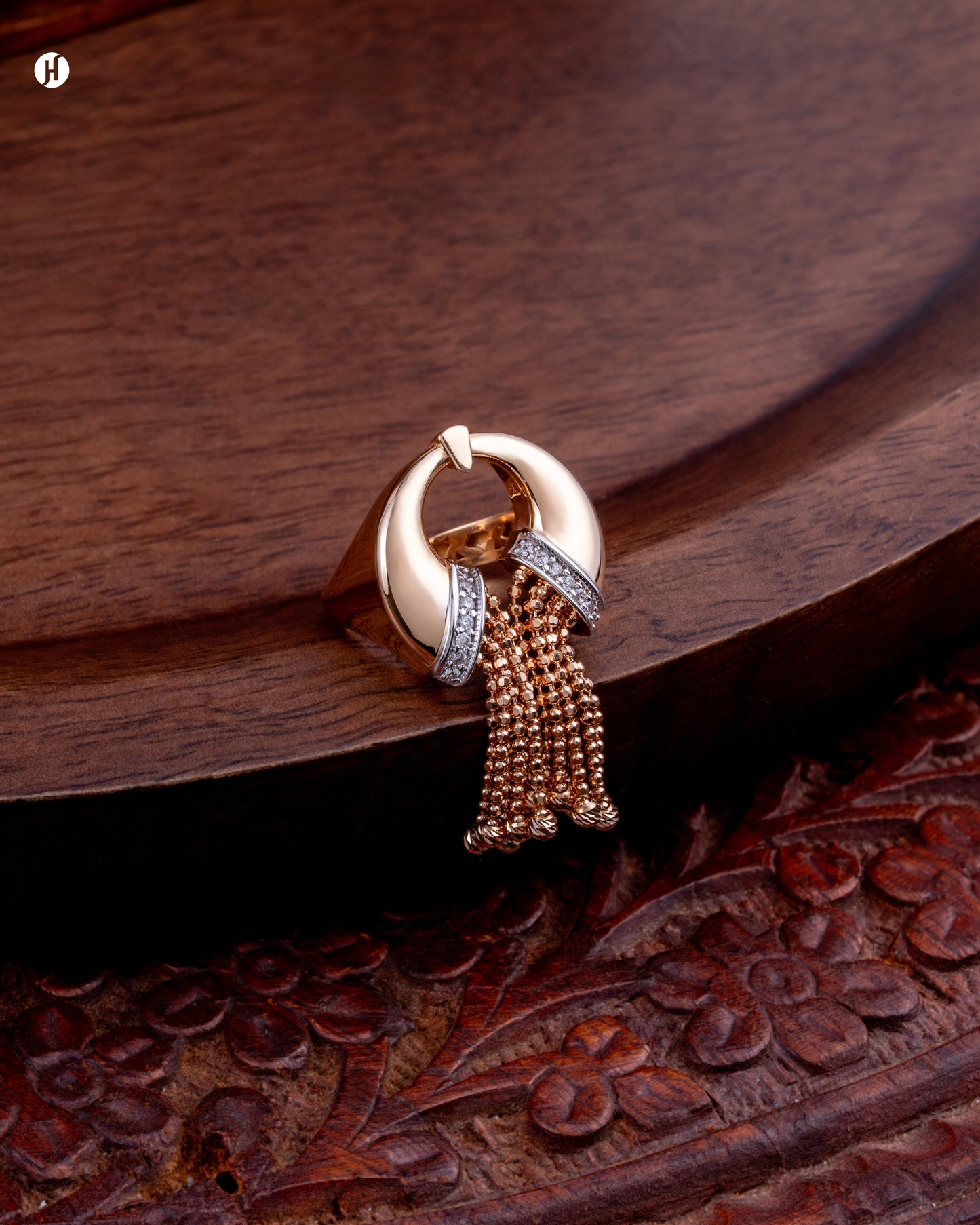 18Karat Rose Gold Italian Bold Circular Chain Tassel Ring for ladies in Dubai