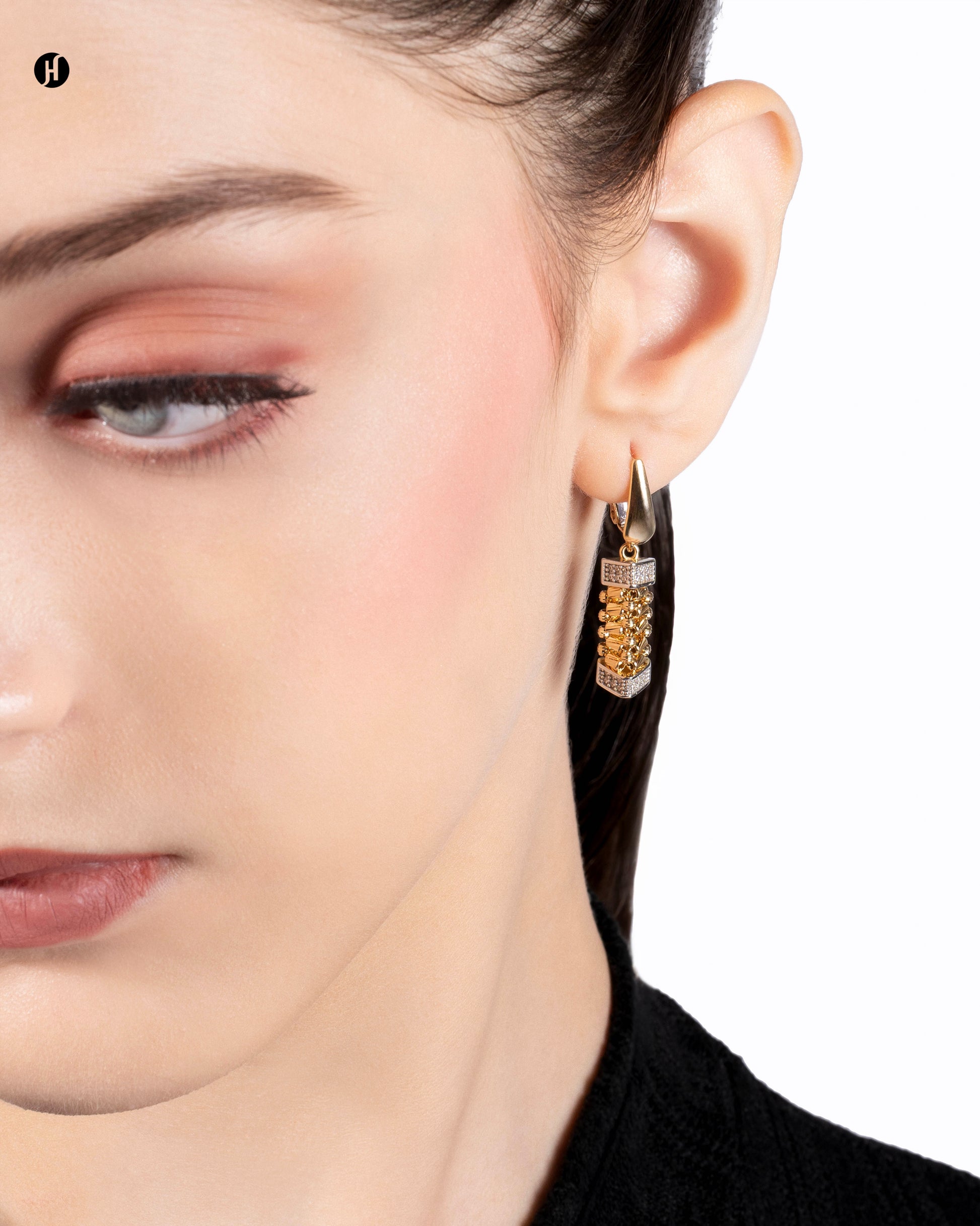 18Karat Rose Gold Italian Bold earrings Set for ladies in Dubai