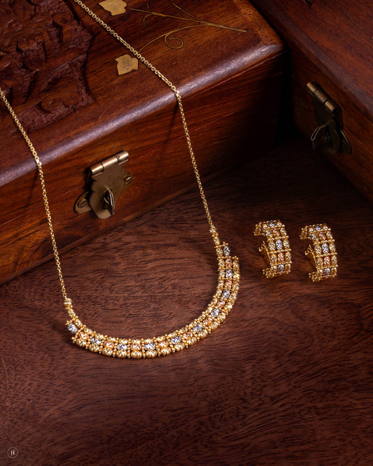 18Karat Tri-Tone Gold Italian Triple Row Necklace Set for women in UAE 