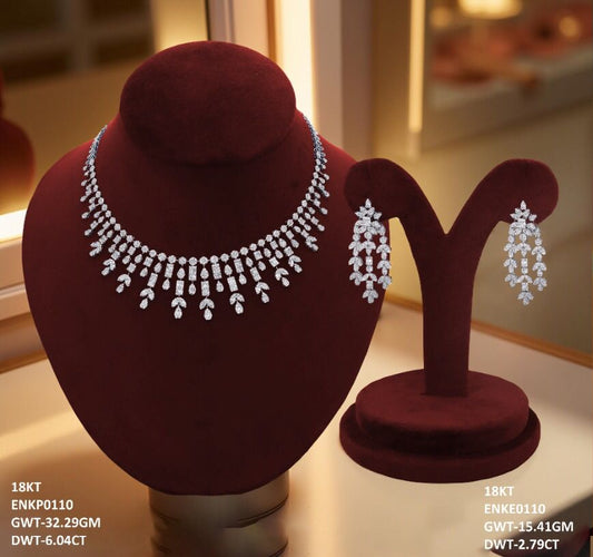 18Karat White Gold Diamond Leaf-drop Princess Necklace Set