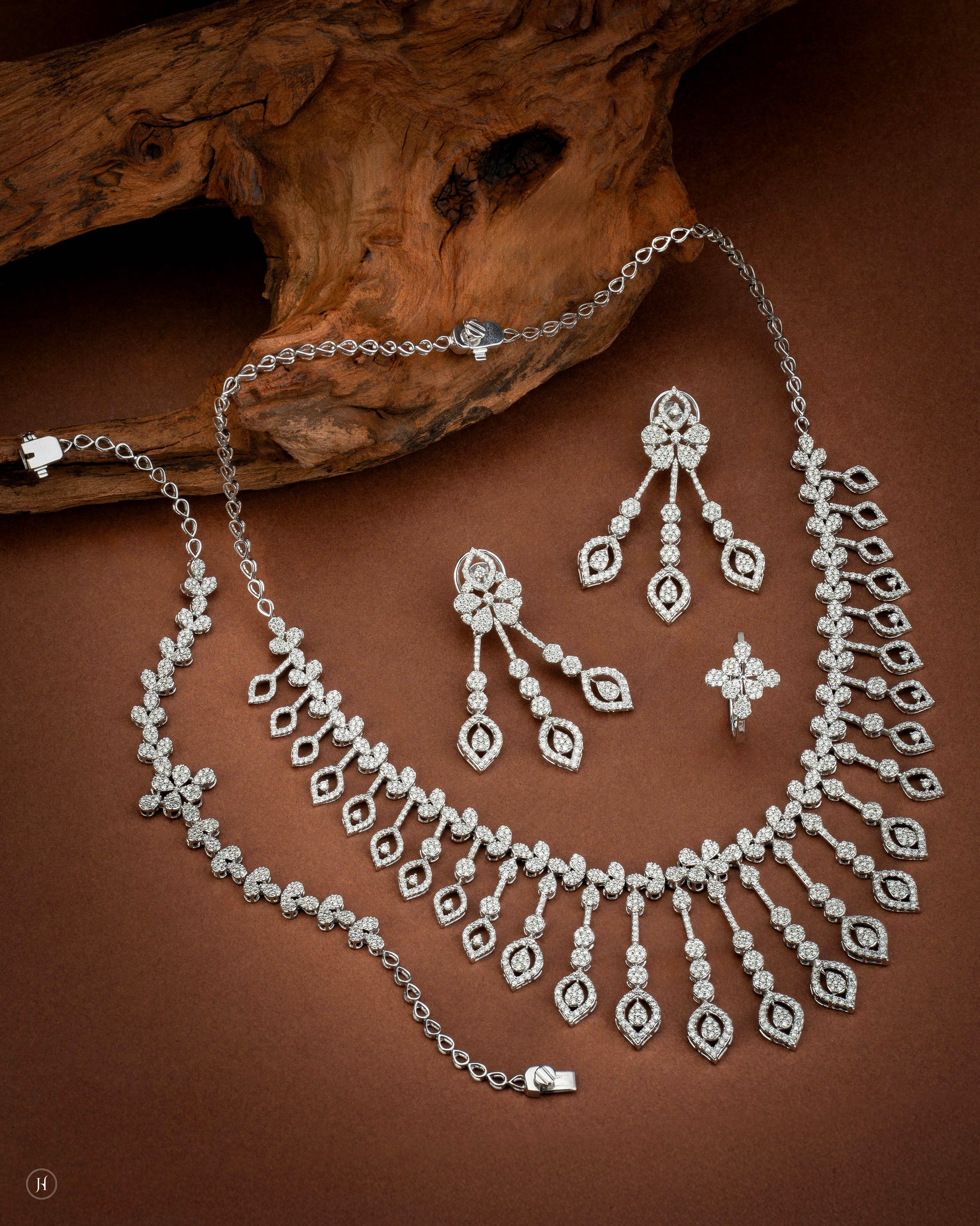 18Karat White Gold Petal Motifs Diamond Necklace Set | Bridal Diamond Necklace