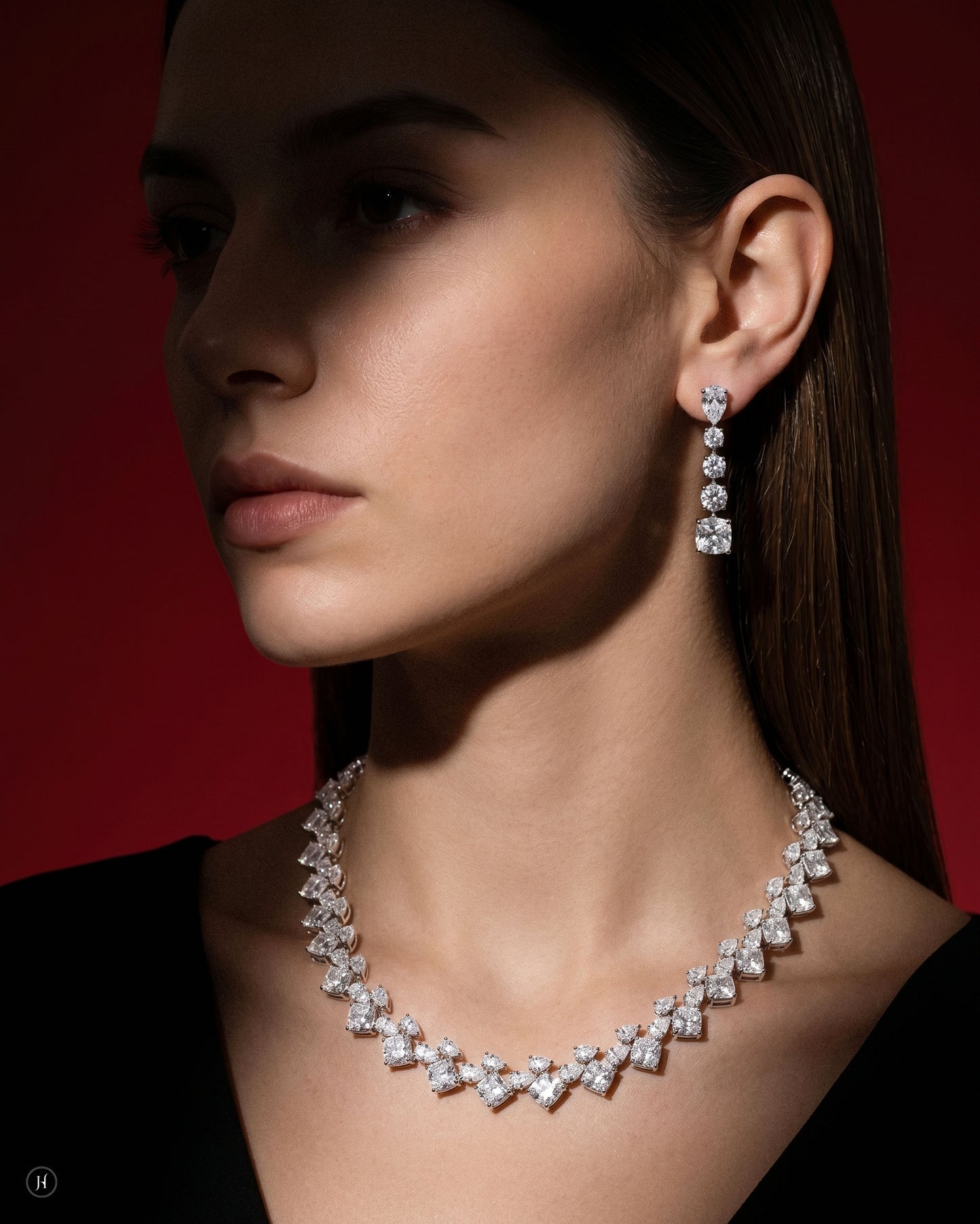 18-Karat White Gold Lab Grown Diamond Cushion & Pear Necklace Set | diamond jewelry design is perfect for weddings, galas, and special occasions, making luxury statement for Khaleeji, Emirati, and international women.