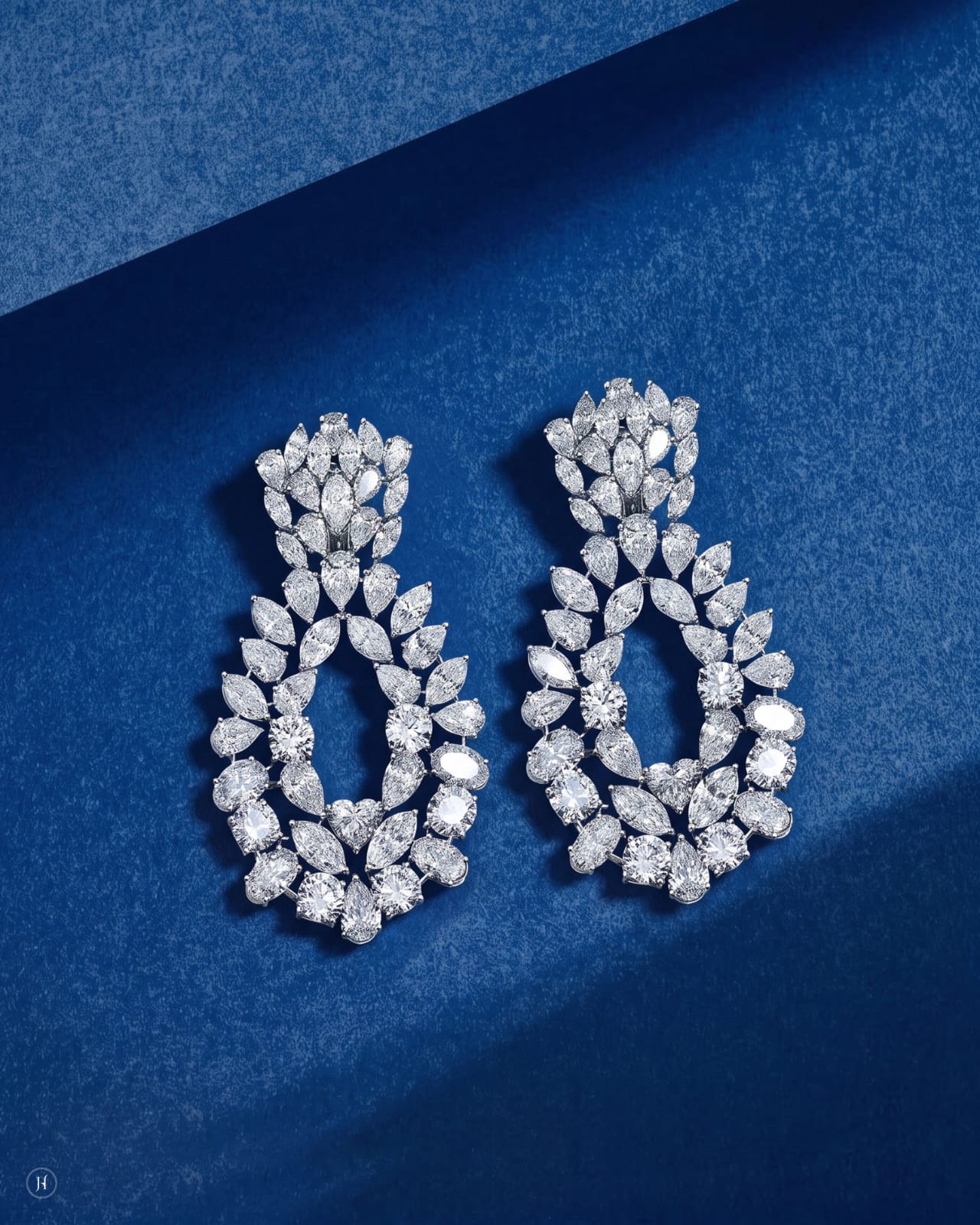 18K white gold lab grown diamond open teardrop chandelier earrings, mixed-cut DEF VVS diamonds for weddings and party wear, J.H. by Priyansh Jewellery, Dubai, UAE.