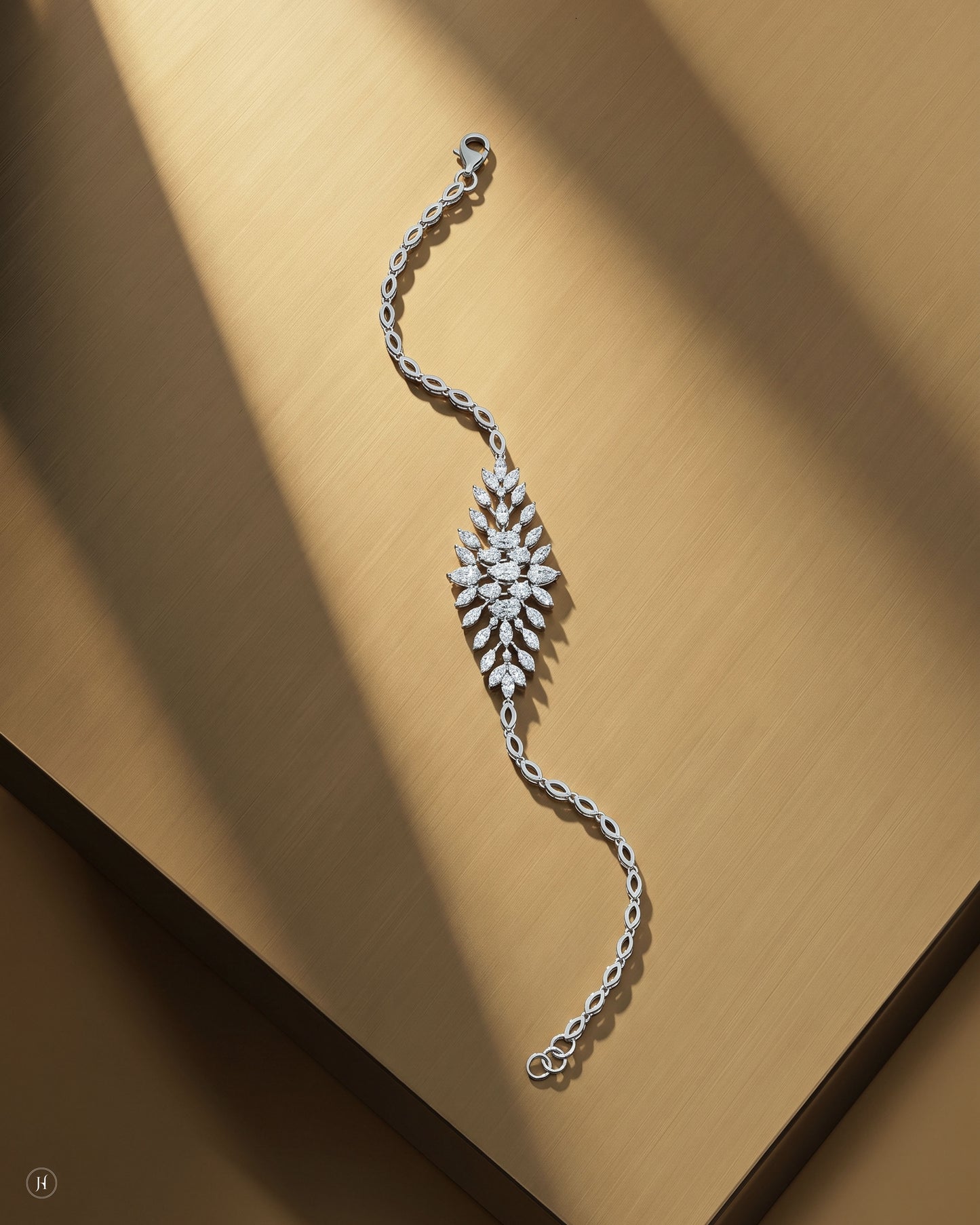 18K white gold zircon bracelet with white and yellow zircon, matching the necklace set, wedding and party wear, J.H. by Priyansh Jewellery, Dubai, UAE.