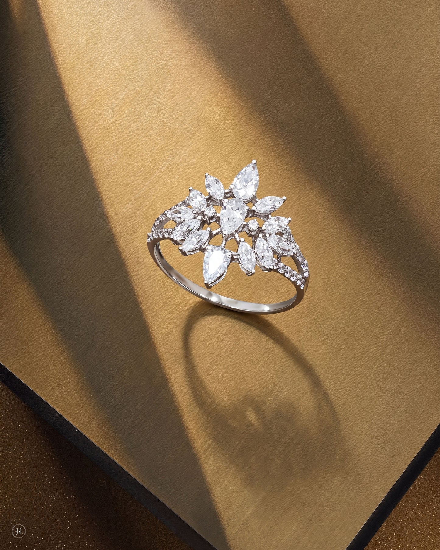 18K white gold zircon flower ring with white and yellow zircon, matching the necklace set, wedding and party wear, J.H. by Priyansh Jewellery, Dubai, UAE.