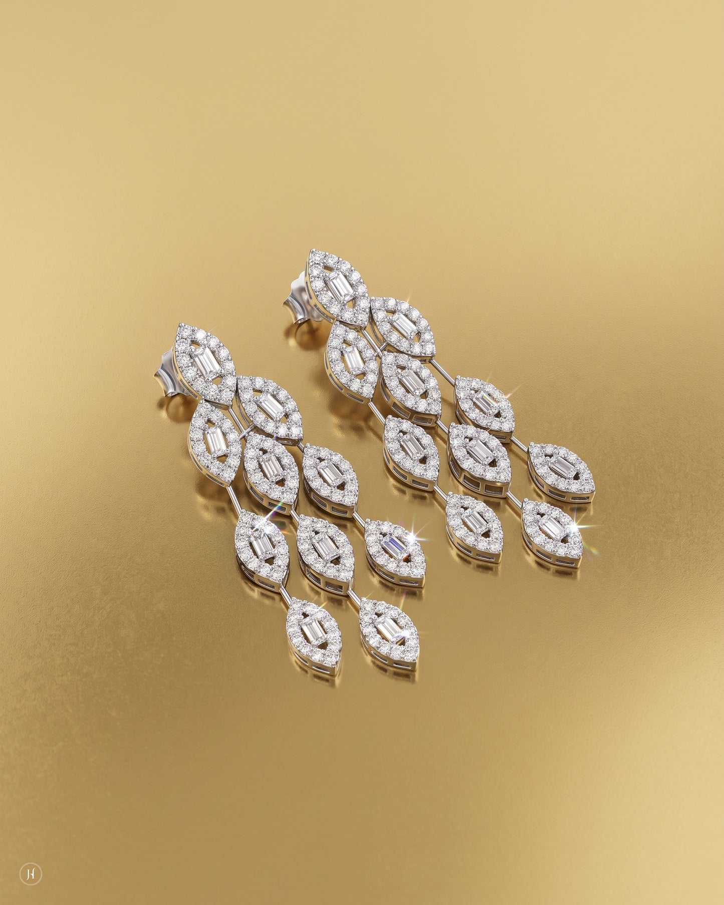 18K white gold zircon cluster earrings with white and yellow zircon, matching the necklace set, wedding and party wear, J.H. by Priyansh Jewellery, Dubai, UAE.