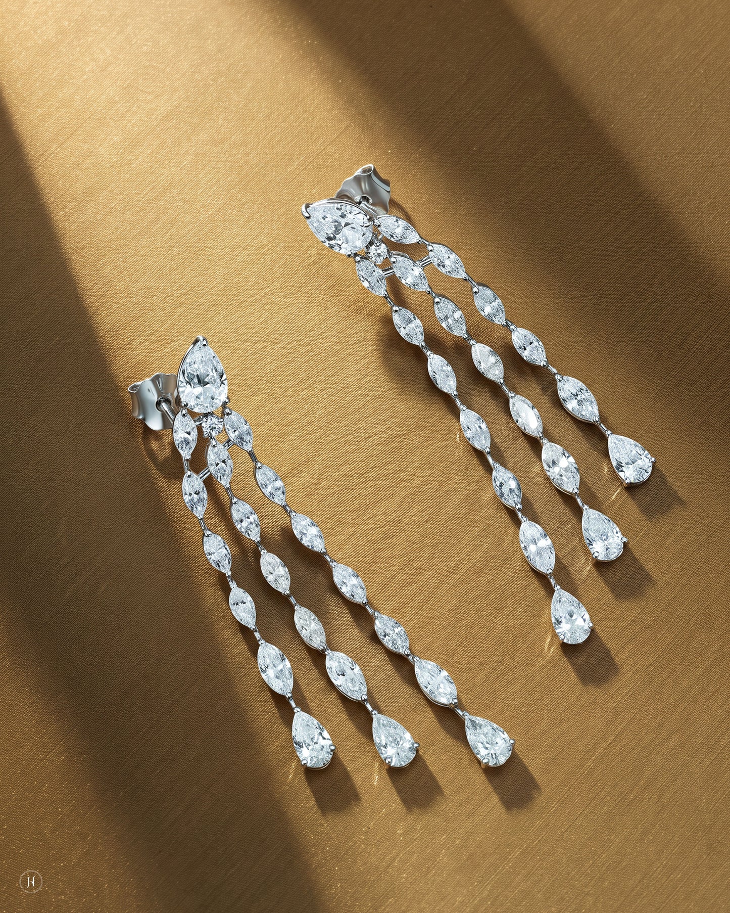 18K white gold zircon cascade drop earrings with white zircon, matching the necklace set, wedding and party wear, J.H. by Priyansh Jewellery, Dubai, UAE.