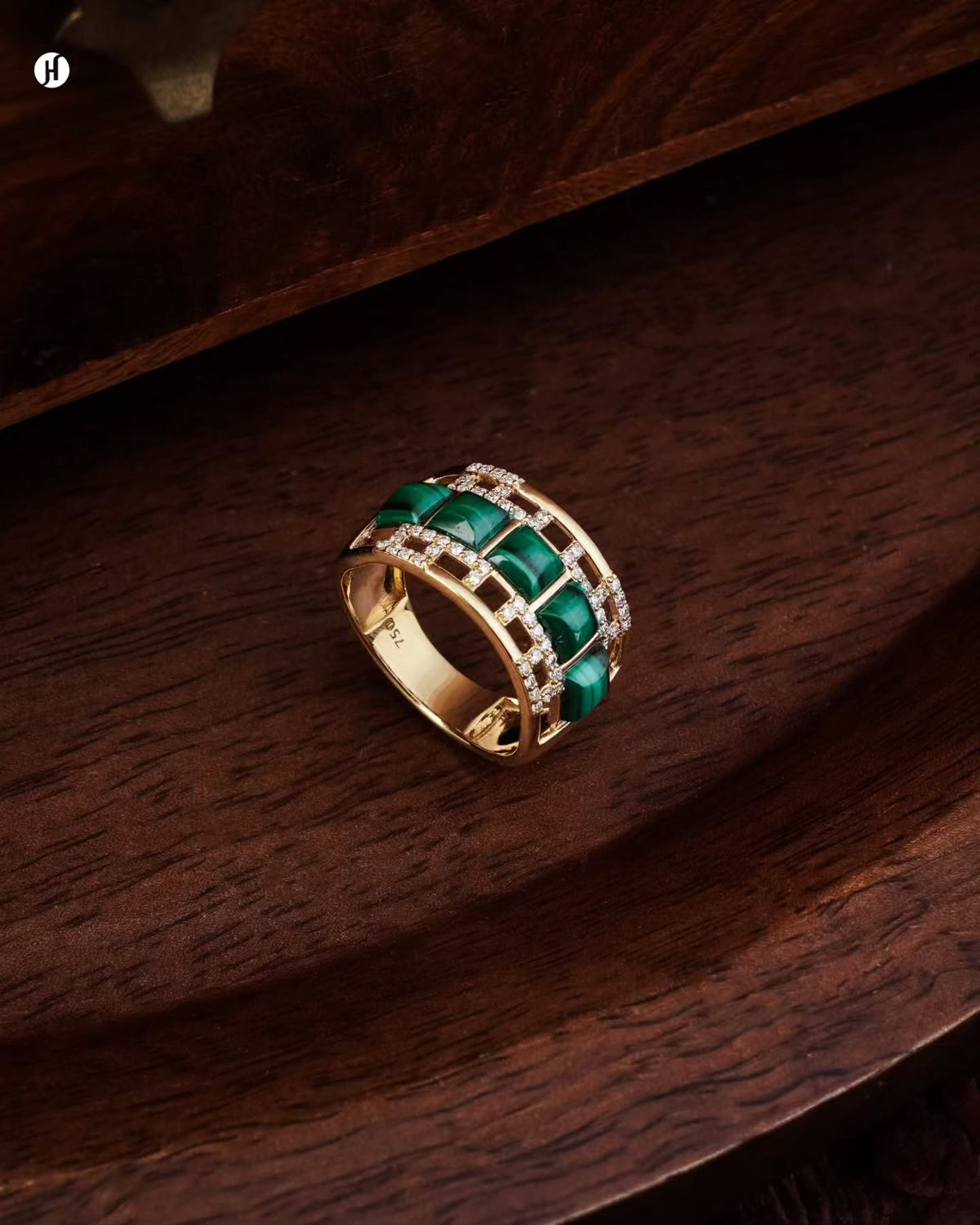 18K yellow gold Italian malachite art deco band ring matching the pendant set, green malachite and white moissanite party wear, J.H. by Priyansh Jewellery, Dubai, UAE.