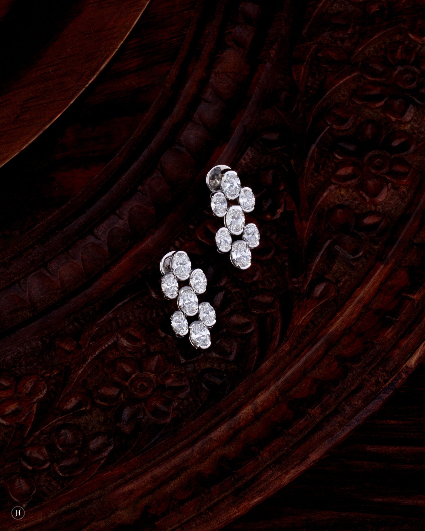 18-Karat White Gold Lab-Grown Italian Diamond Oval Tennis Earrings | jewelry design is perfect for weddings, galas, and special occasions, making a luxury statement for Khaleeji, Emirati, and international women