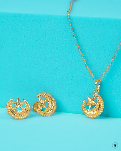 18K Yellow Gold Moon & Star Baby Necklace Set