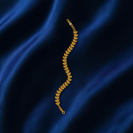 سوار من الذهب الأصفر عيار 21 قيراط بتصميم أوراق الشجر البحرينية