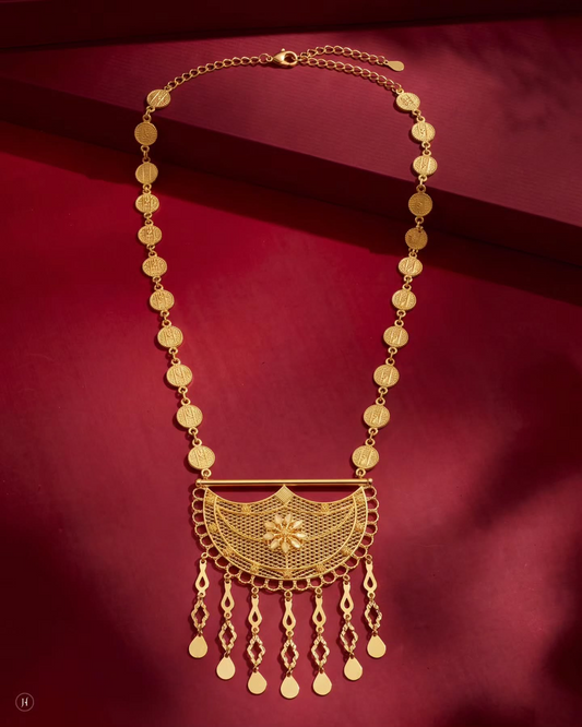 21K Yellow Gold Bahraini Coin Chain Crescent Pendant Long Necklace | This Bahraini jewelry design, deep-rooted in Emirati identity is popularly worn by women on festive occasions such as a marriage by both the bride and family members of the bride and groom.

