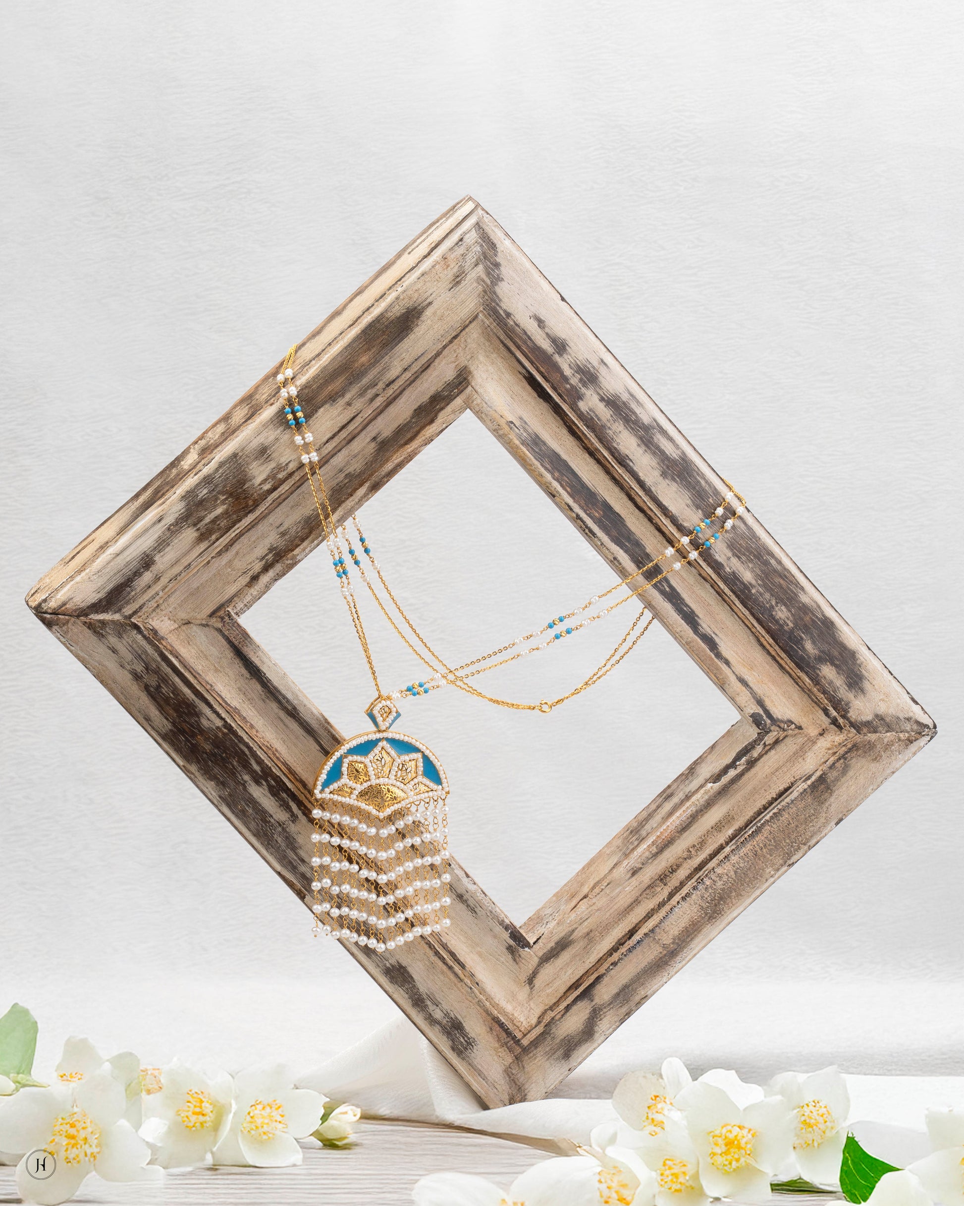 21K Yellow Gold Bahraini Majestic Waterfall Veil Necklace with Pearls | Online Jewellery Store for Khaleeji Women
