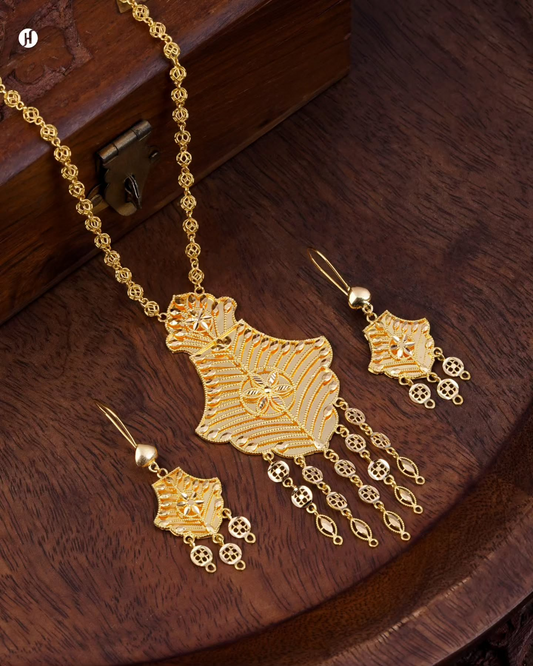 21K Yellow Gold Bahraini Traditional Dome Necklace Set | Bridal Jewellery for Arab Women.