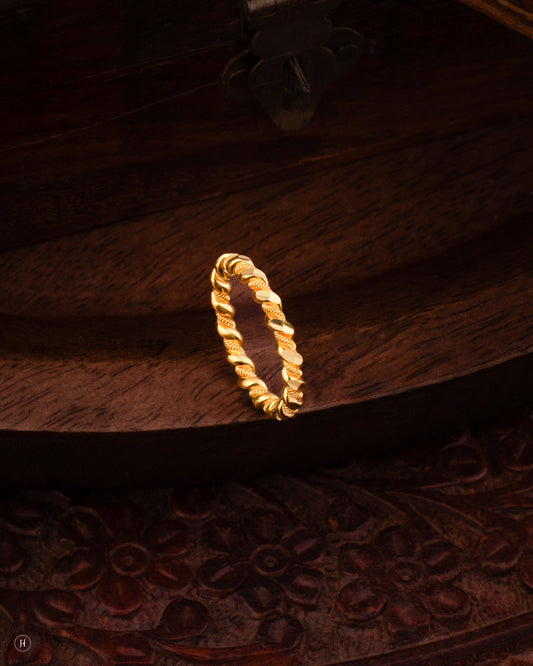 21K Yellow Gold Bahraini Twisted Rope Band Ring