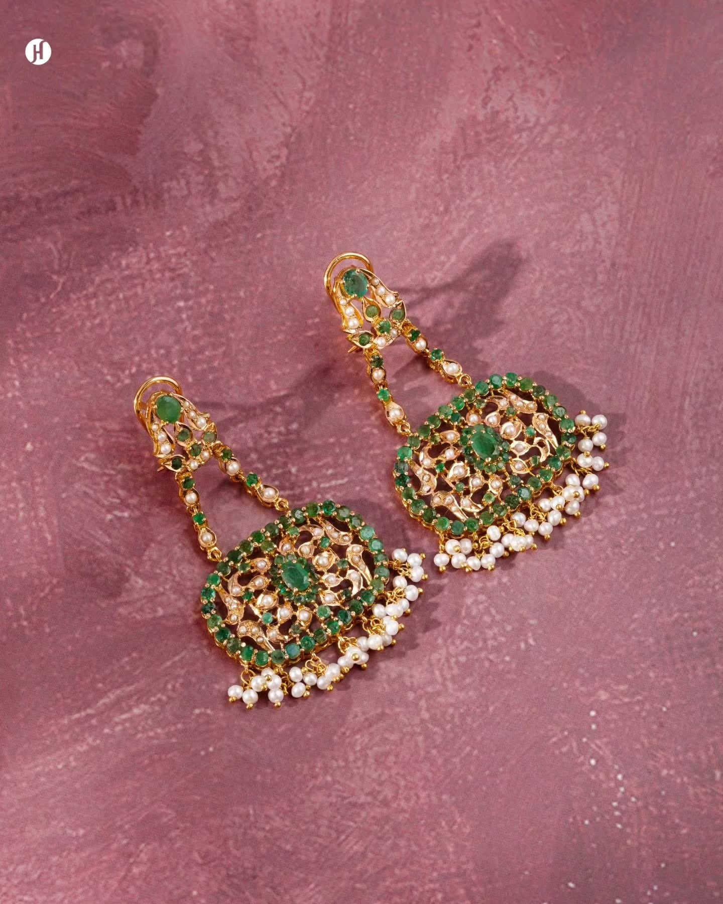 21K Yellow Gold Pakistani Emerald & Pearl Chandelier Earrings | perfect for Eid Al Adha, weddings, parties, and special occasions, making a bold and luxurious statement for Khaleeji and Emirati women. It complements any outfit, including the Abaya.