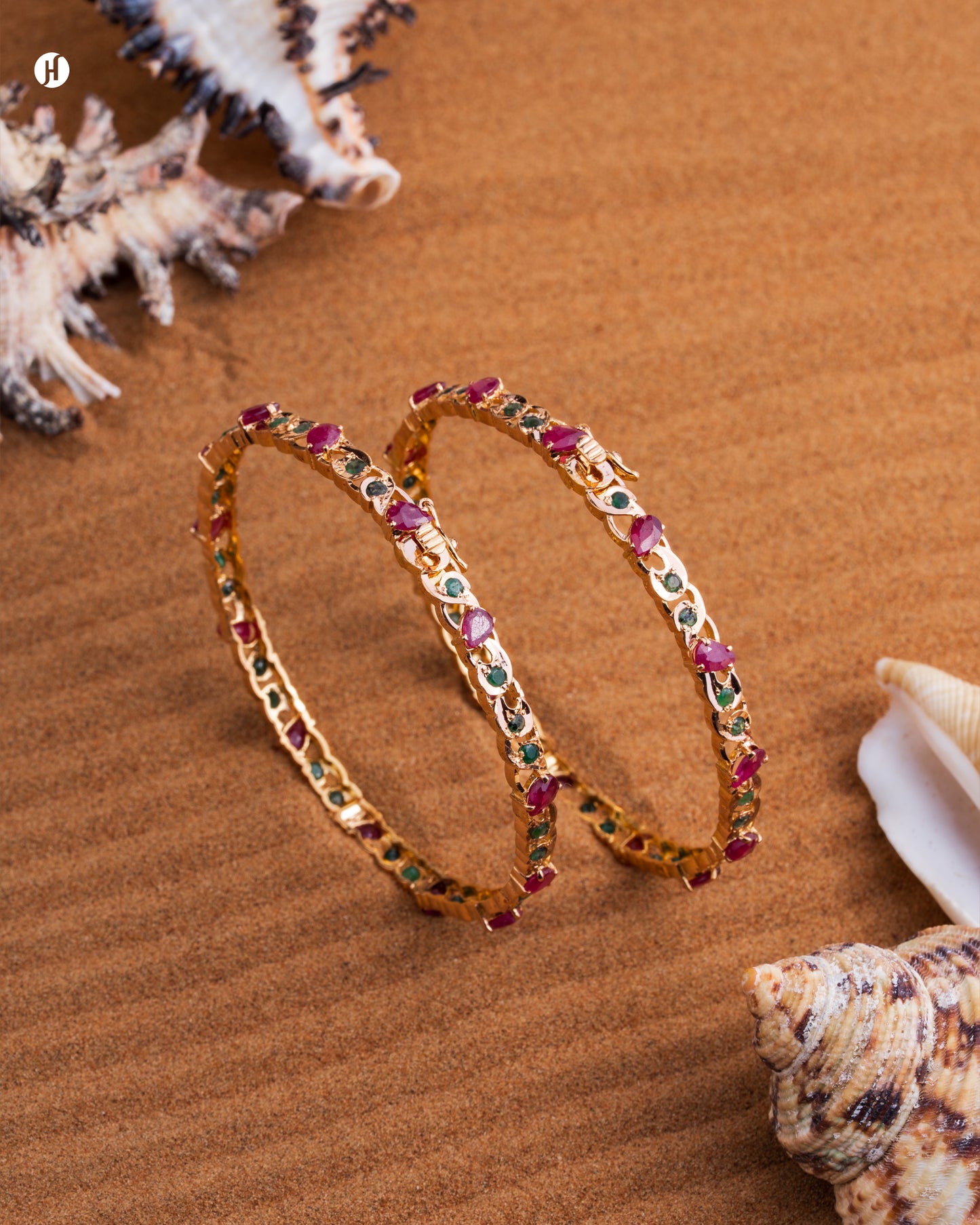 21K Yellow Gold Pakistani Emerald & Ruby Gemstone Bangle for Arab ladies in UAE