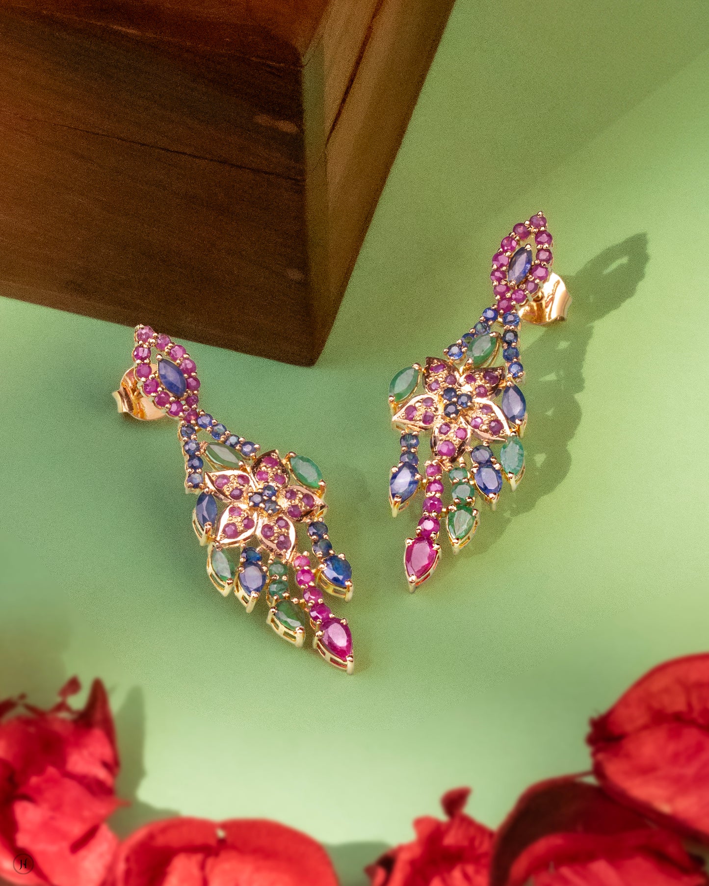 21K Yellow Gold Pakistani Floral-Leaf Gemstone Earrings for Ladies in Sharjah, UAE