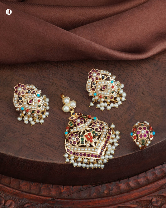 21Karat Yellow Gold Pakistani Bridal Gemstone Kundan Pendant Set in Dubai, UAE - J.H Jewellers - Online Gold Jewellery Store