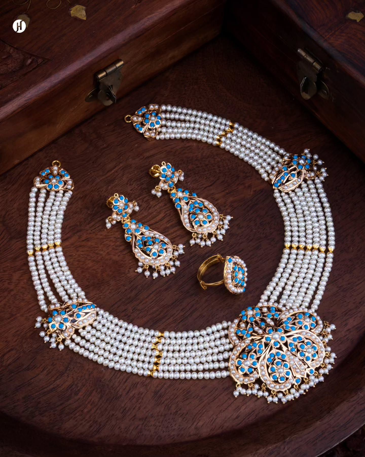 21K Yellow Gold Pakistani Multi-Strand Blue Gemstone Pearl Necklace Set