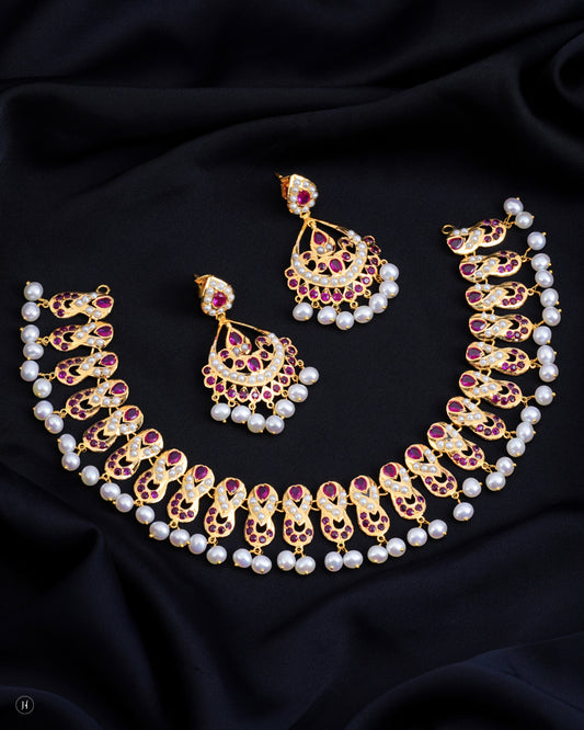 21-Karat Yellow Gold Pakistani Ruby & Pearl Paisley Necklace Set for Khaleeji women in UAE | Online Bridal Necklace Jewellery - J.H Jewellers
