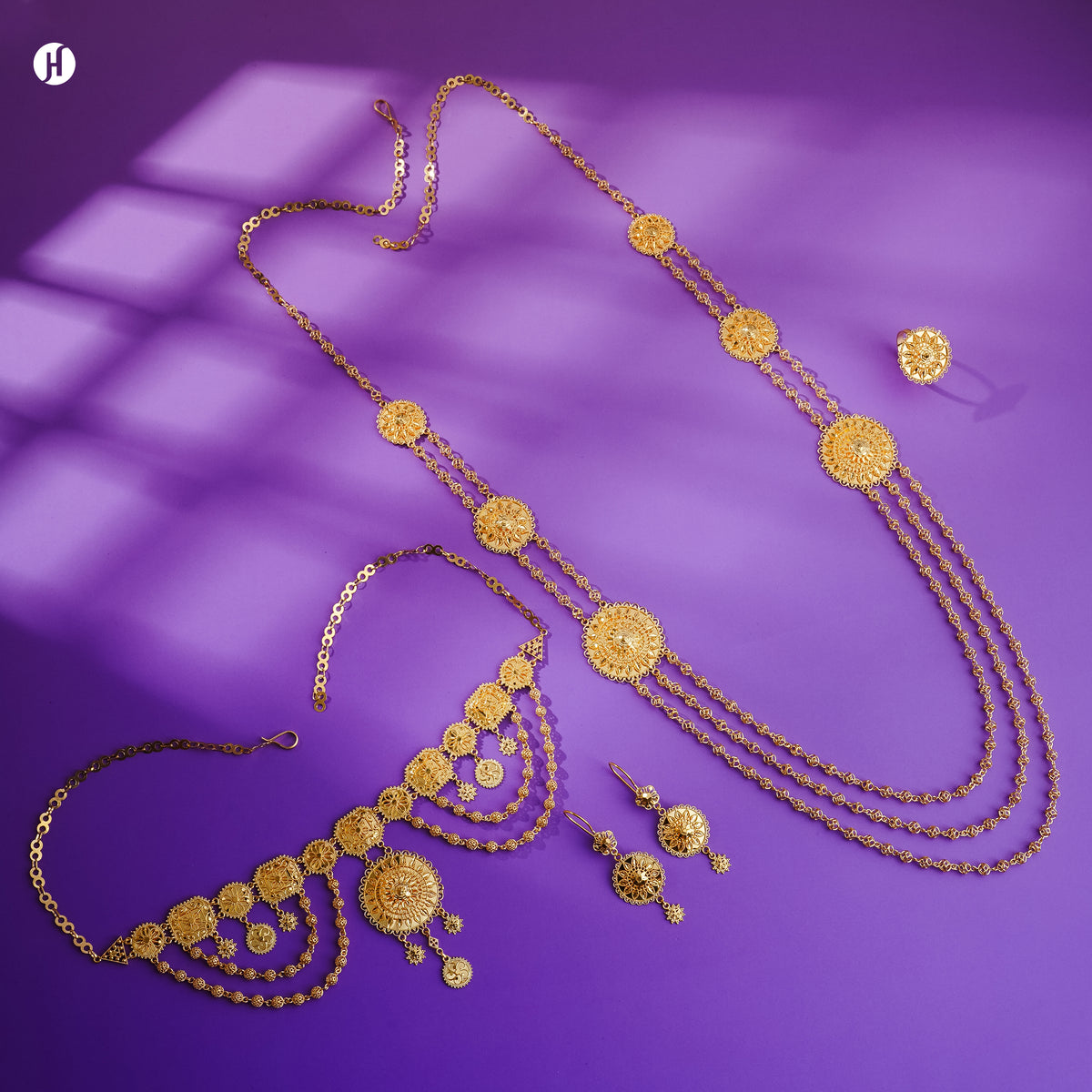 21K yellow gold Bahraini floral medallion bridal set with long necklace, choker, drop earrings and ring, loved by Emirati and Khaleeji ladies — JH Jewellers, Dubai, UAE