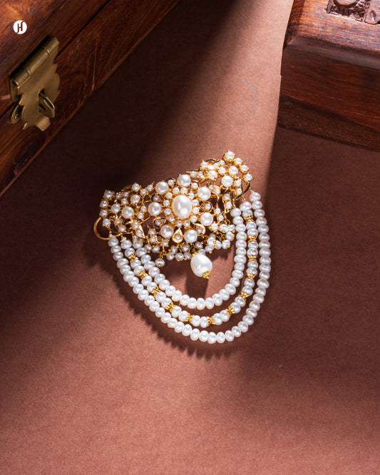 21Karat Gold Traditional Bahraini Floral Pearl Hanging Hair Pin for Emirati women in UAE