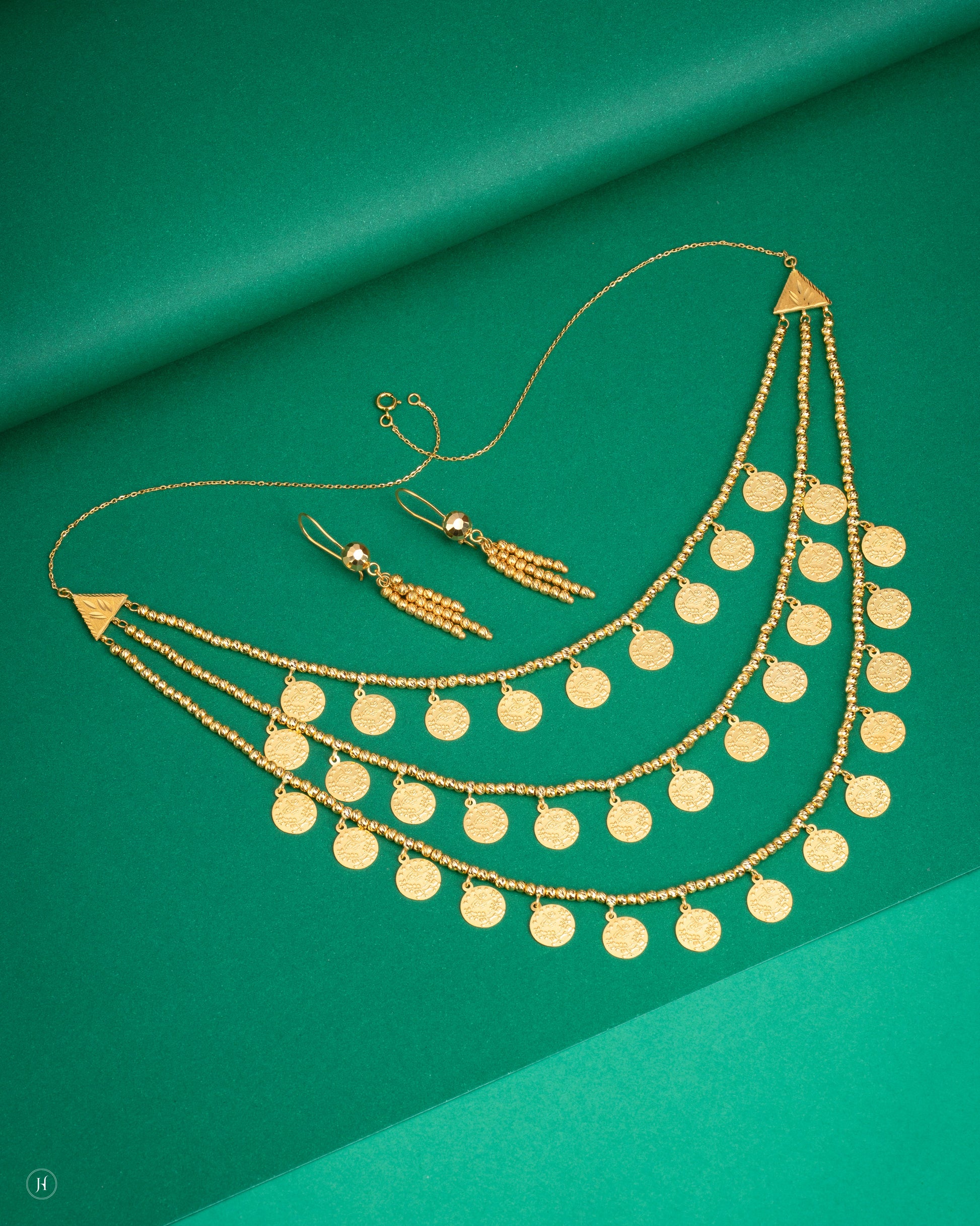 21Karat Yellow Gold Bahraini 3 Layer Coin Necklace Set | Khaleeji Jewellery