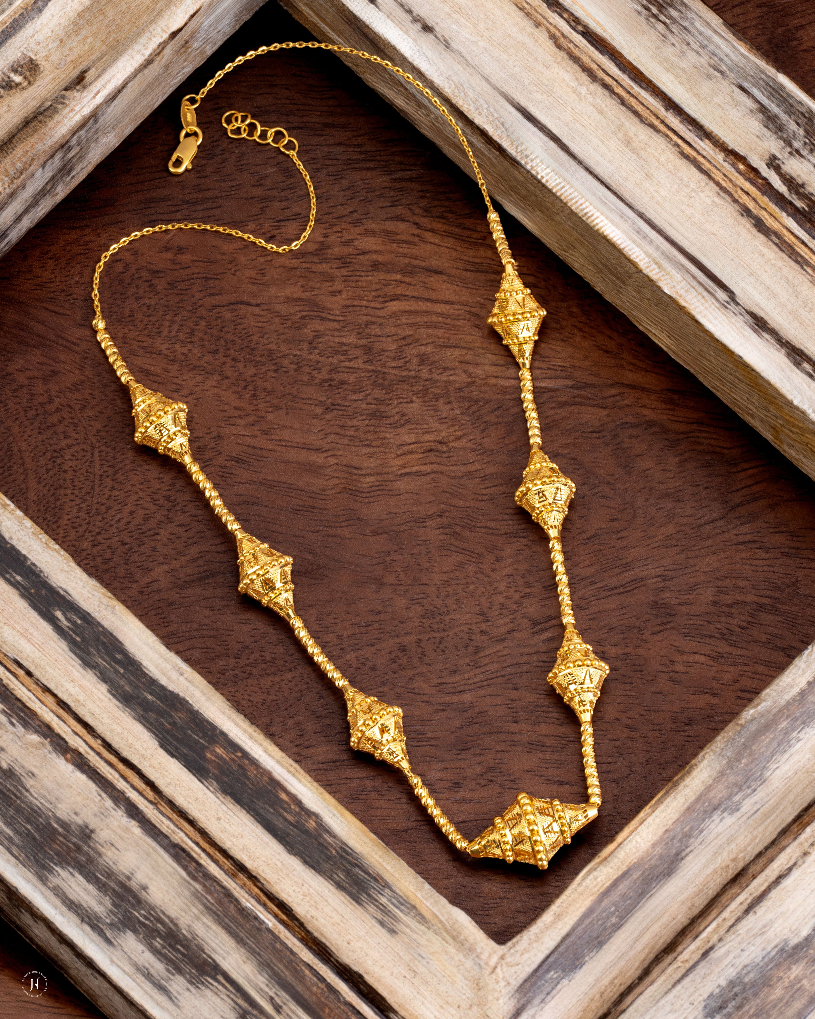 21Karat Yellow Gold Bahraini Beaded Chain Necklace – J.H.Jewellers