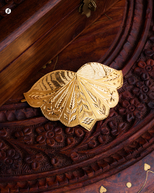 21Karat Yellow Gold Bahraini Butterfly Wing Hairpin for ladies in UAE