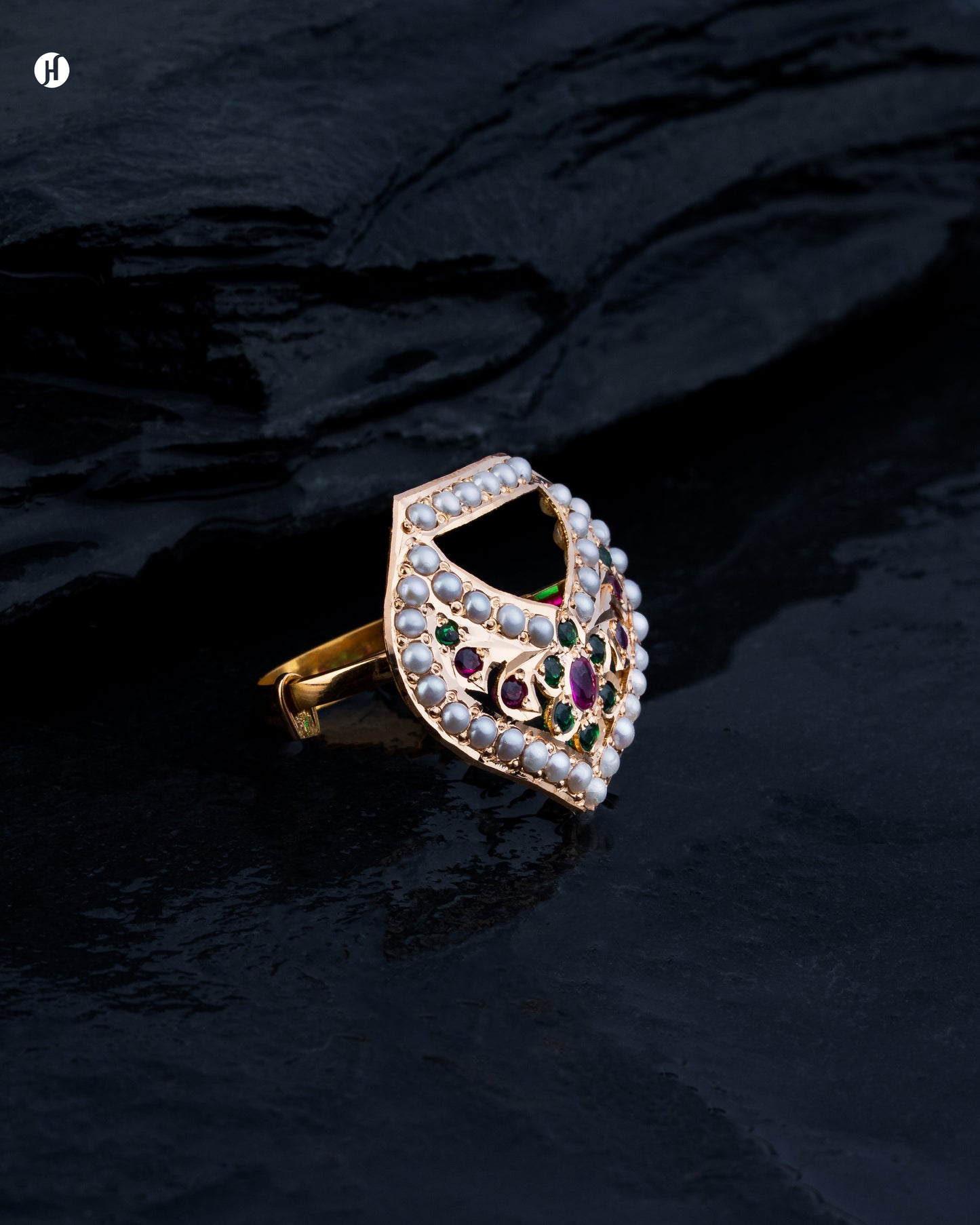 21Karat Yellow Gold Bahraini Crescent Waterfall Pearl Gemstone Bridal Ring in Sharjah and Dubai.