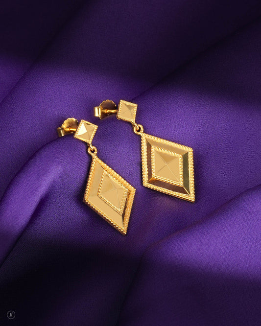 21Karat Yellow Gold Bahraini Lozenge Drop Earrings Price in Dubai, United Arab Emirates