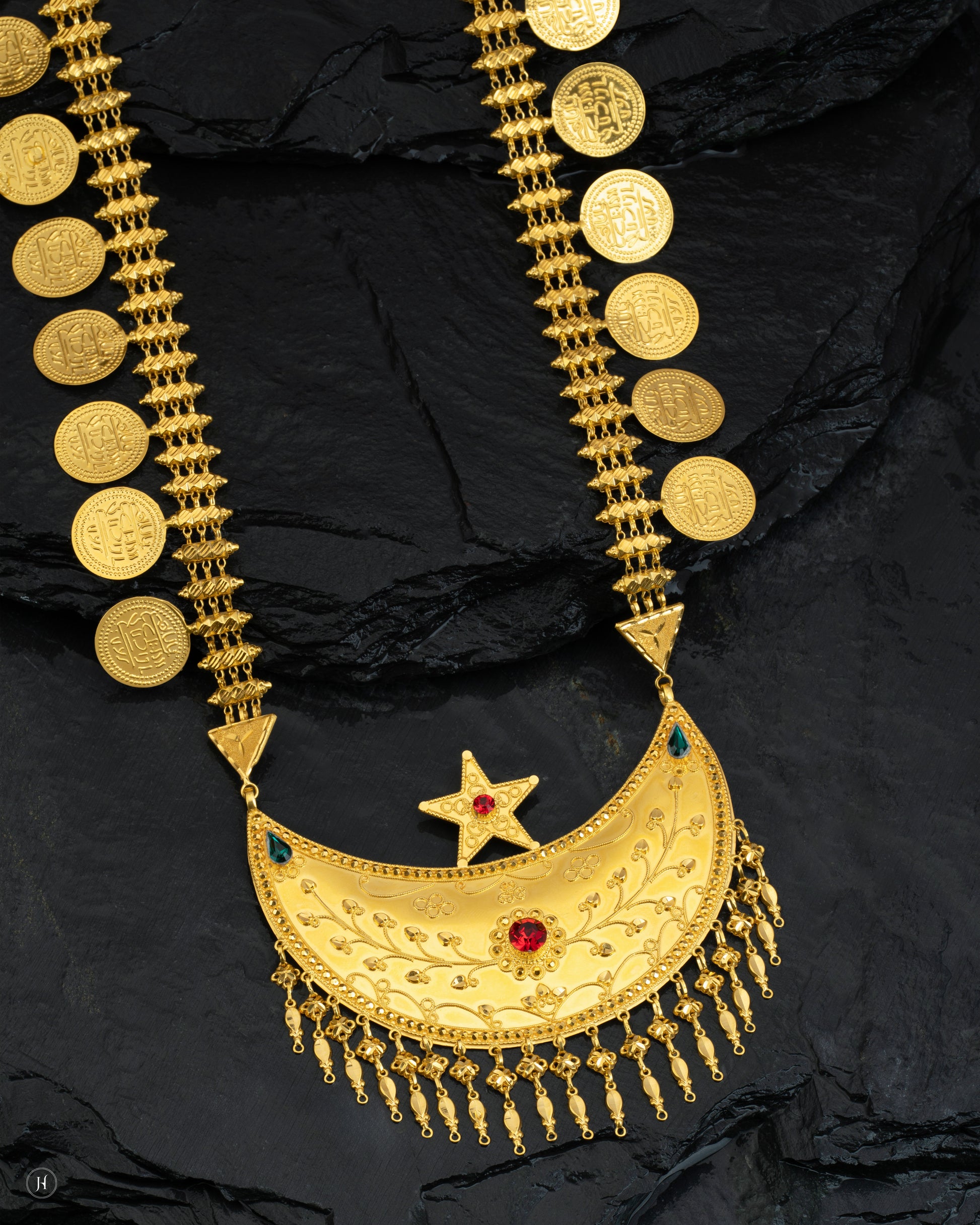 21Karat Yellow Gold Bahraini Majestic Crescent Traditional Long Necklace | Khaleeji Bridal Jewellery in Sharjah, UAE - J.H Jewellers.