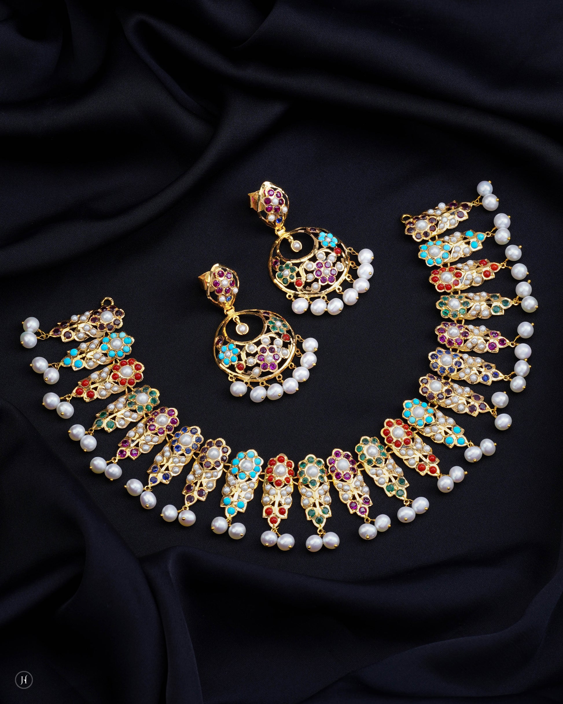 21Karat Yellow Gold Pakistani Multi-Color Floral Motif Pearl Necklace Set | Online Jewellery Store In UAE for Khaleeji Women