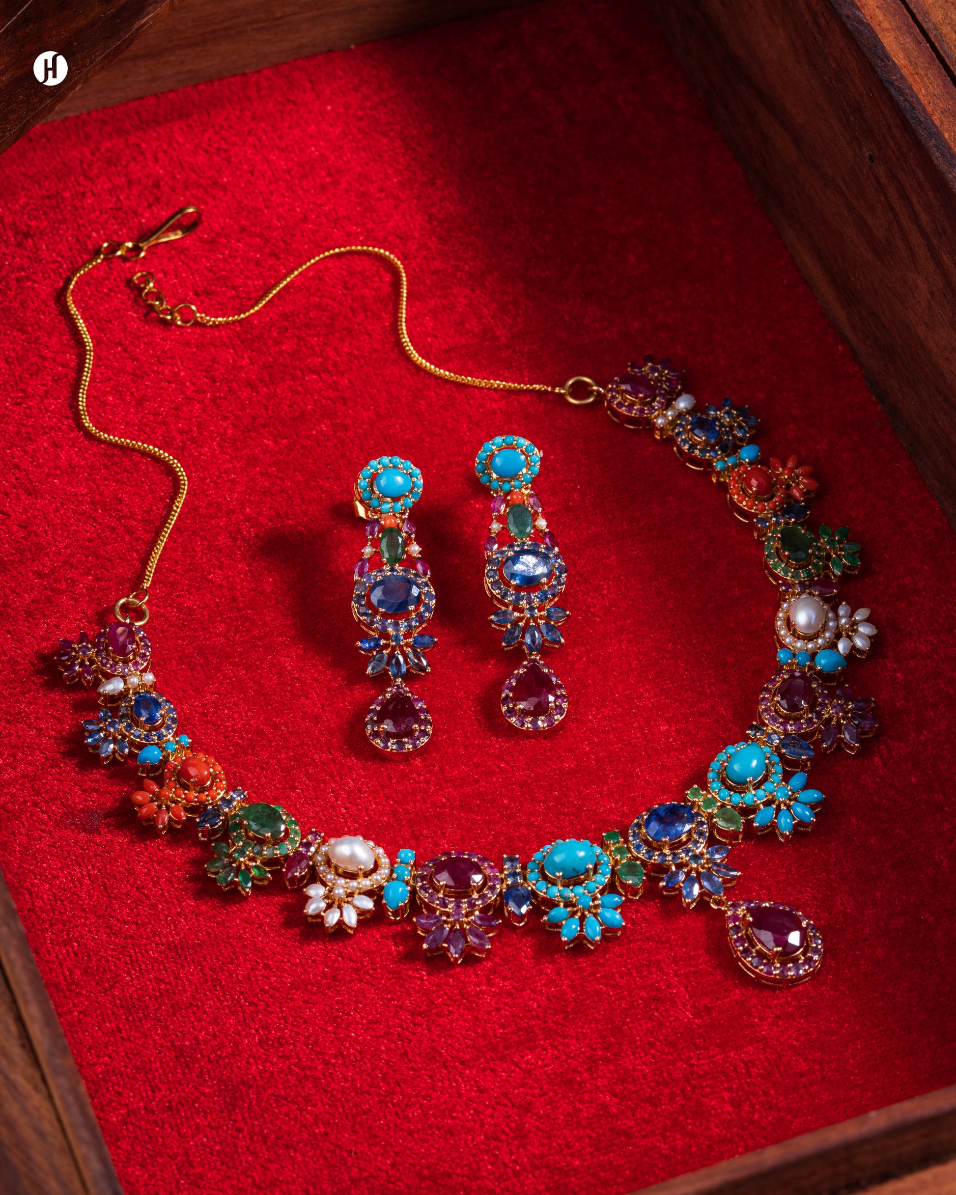 21Karat Yellow Gold Pakistani Multi-Flower Gemstone Necklace Set for Khaleeji women in UAE | Online Jewellery Store