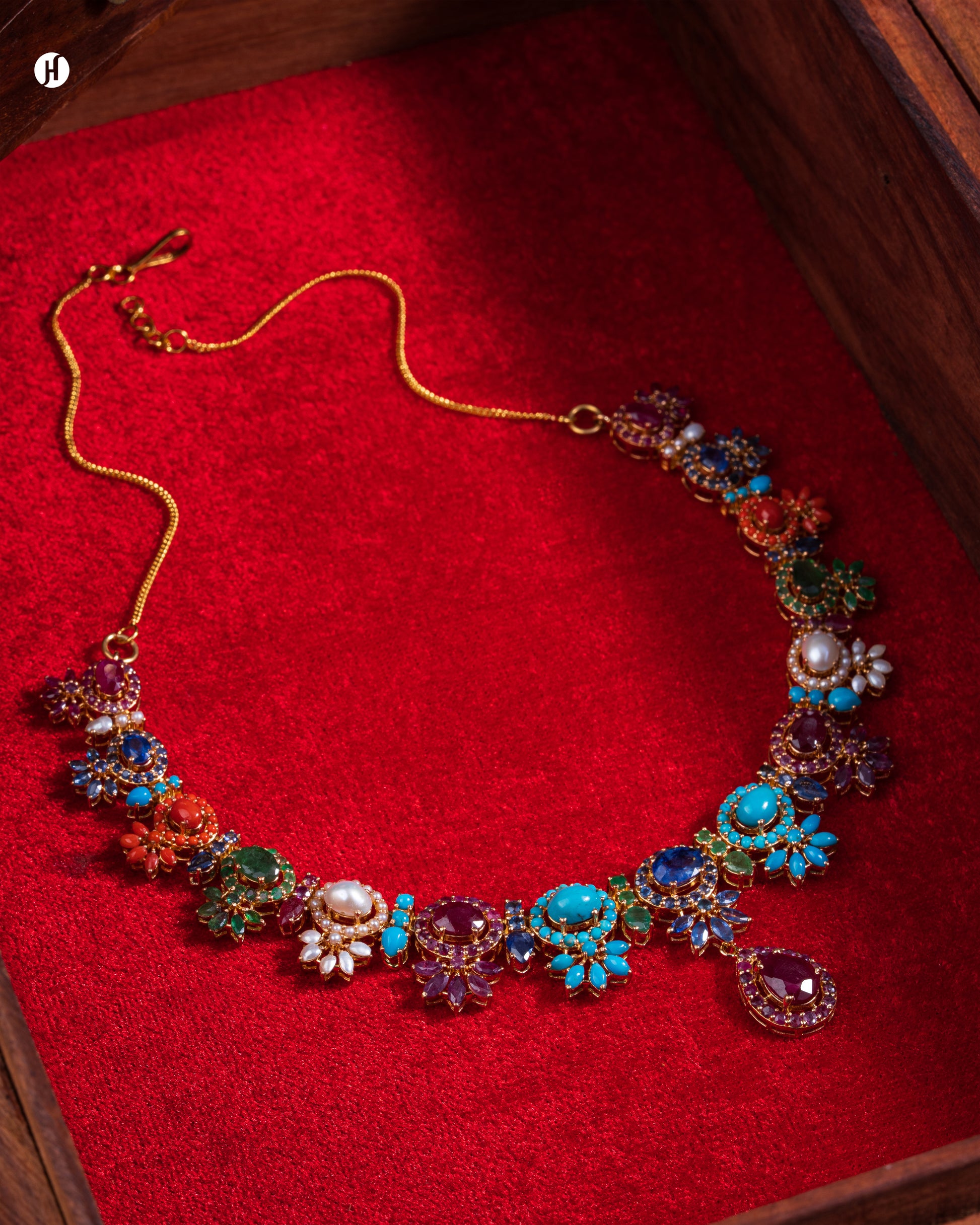 21Karat Yellow Gold Pakistani Multi-Flower Gemstone Necklace for Khaleeji women in UAE | Online Jewellery Store