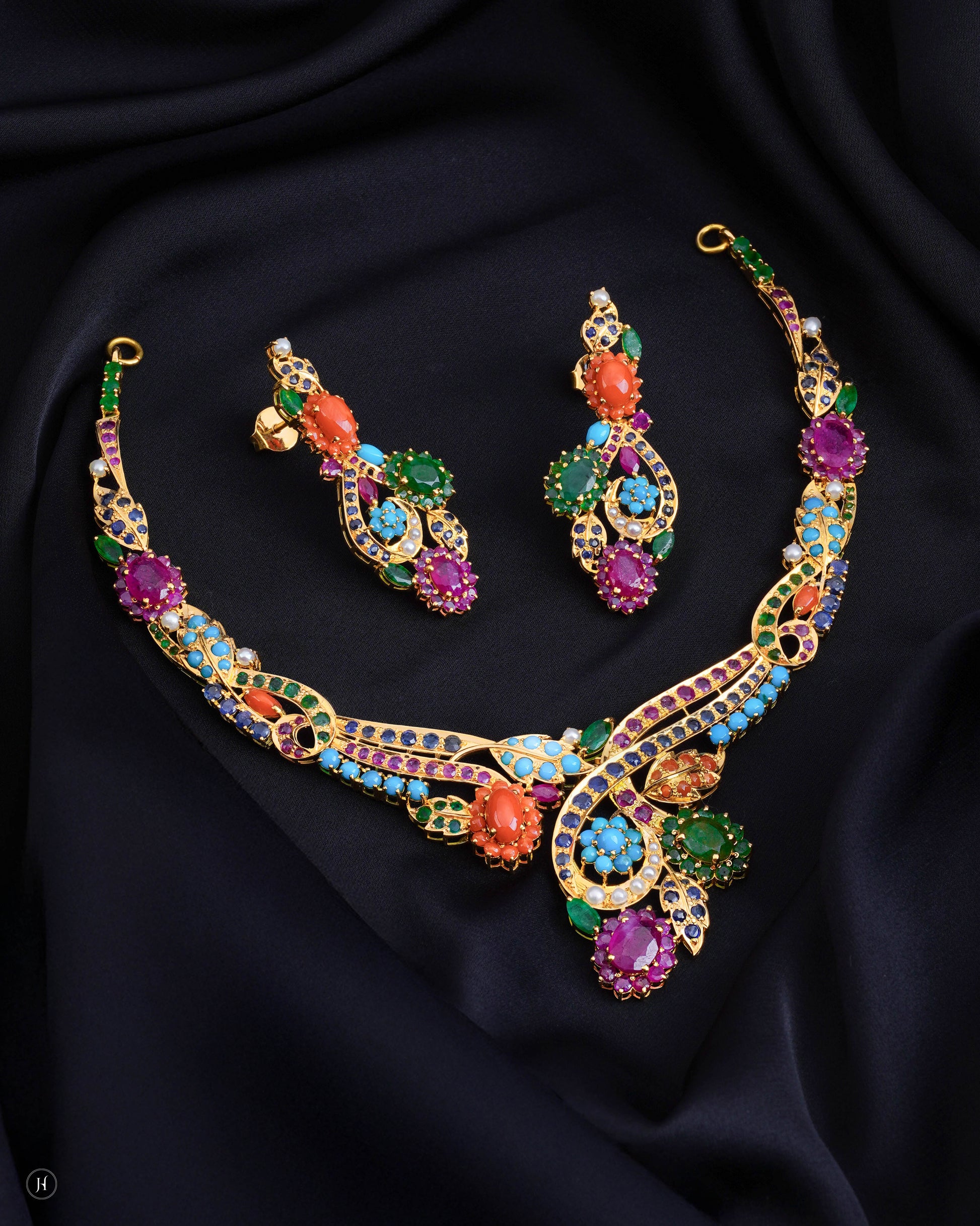21Karat Yellow Gold Pakistani Multi-Gemstone Floral Motif Necklace Set | Online Gold Jewellery Store In UAE- J.H Jewellers