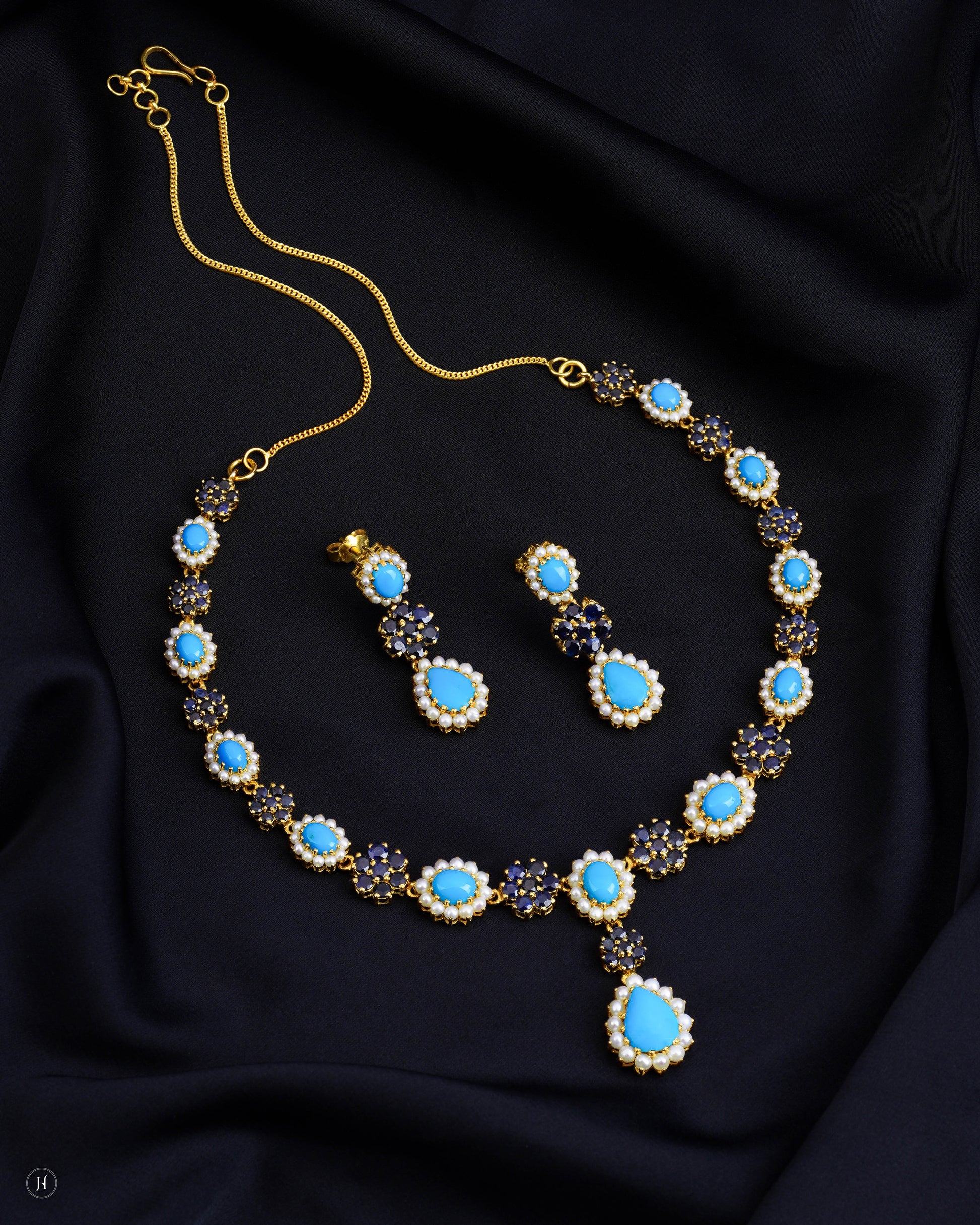 21Karat Yellow Gold Pakistani Oval Turquoise Necklace Set | Online Jewellery Store in Dubai